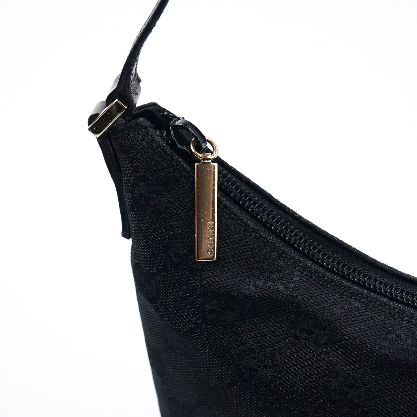 005 0813 Black GG Shoulder Bag