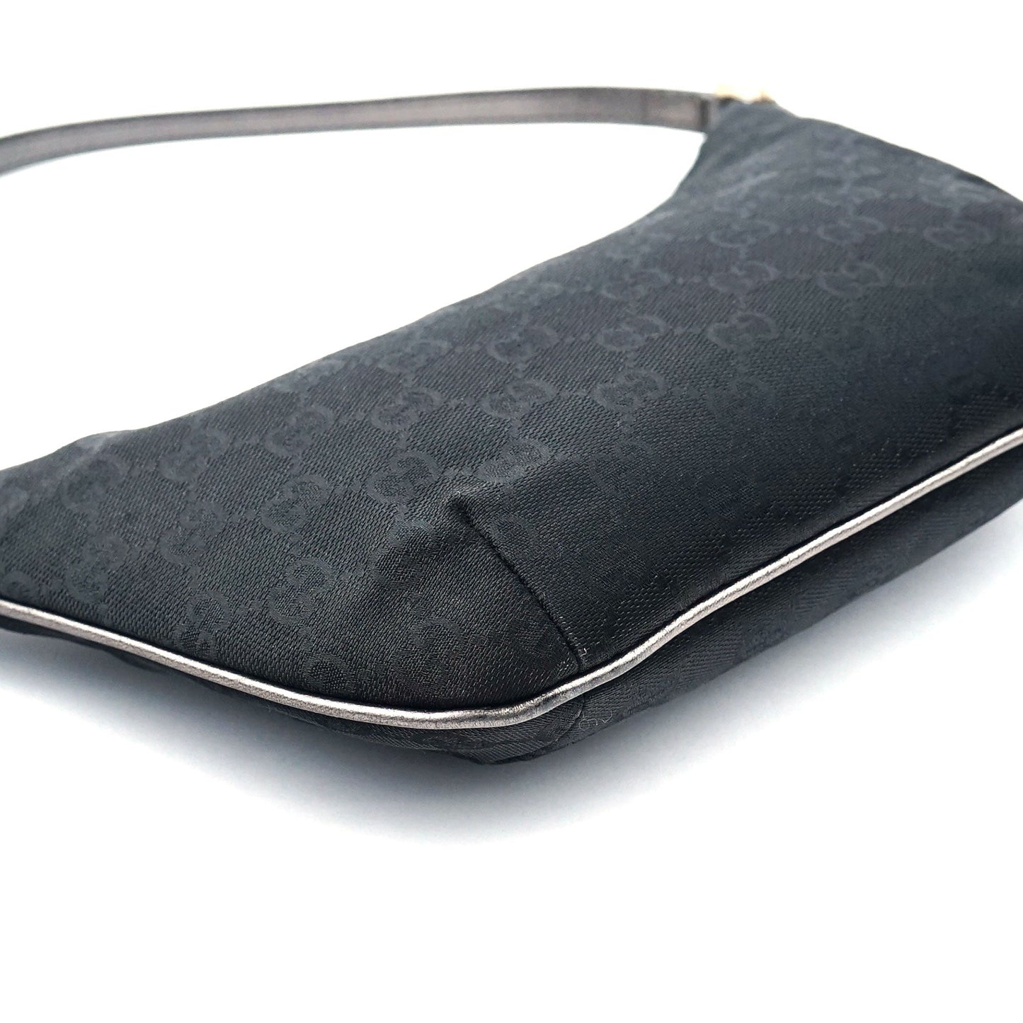 005 0813 Black GG Shoulder Bag