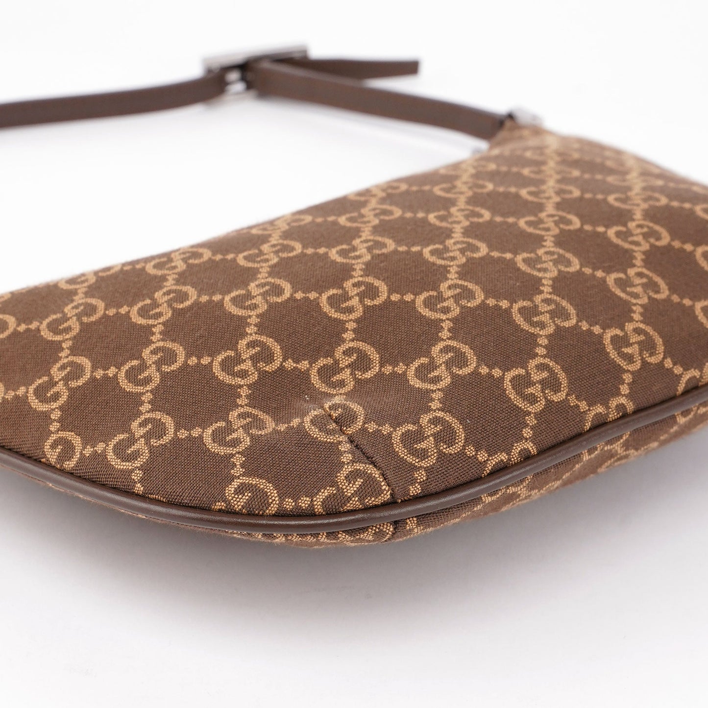 005 0813 Brown GG Shoulder Bag