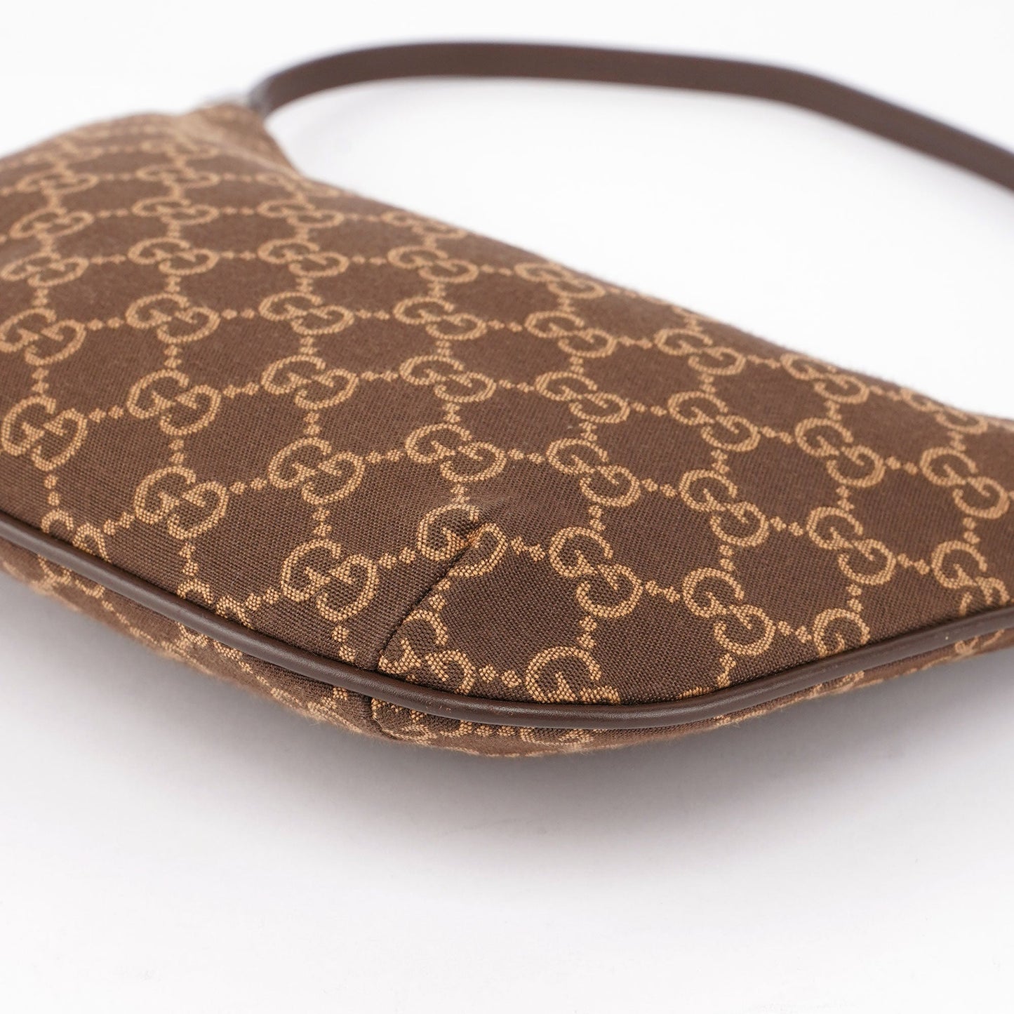 005 0813 Brown GG Shoulder Bag