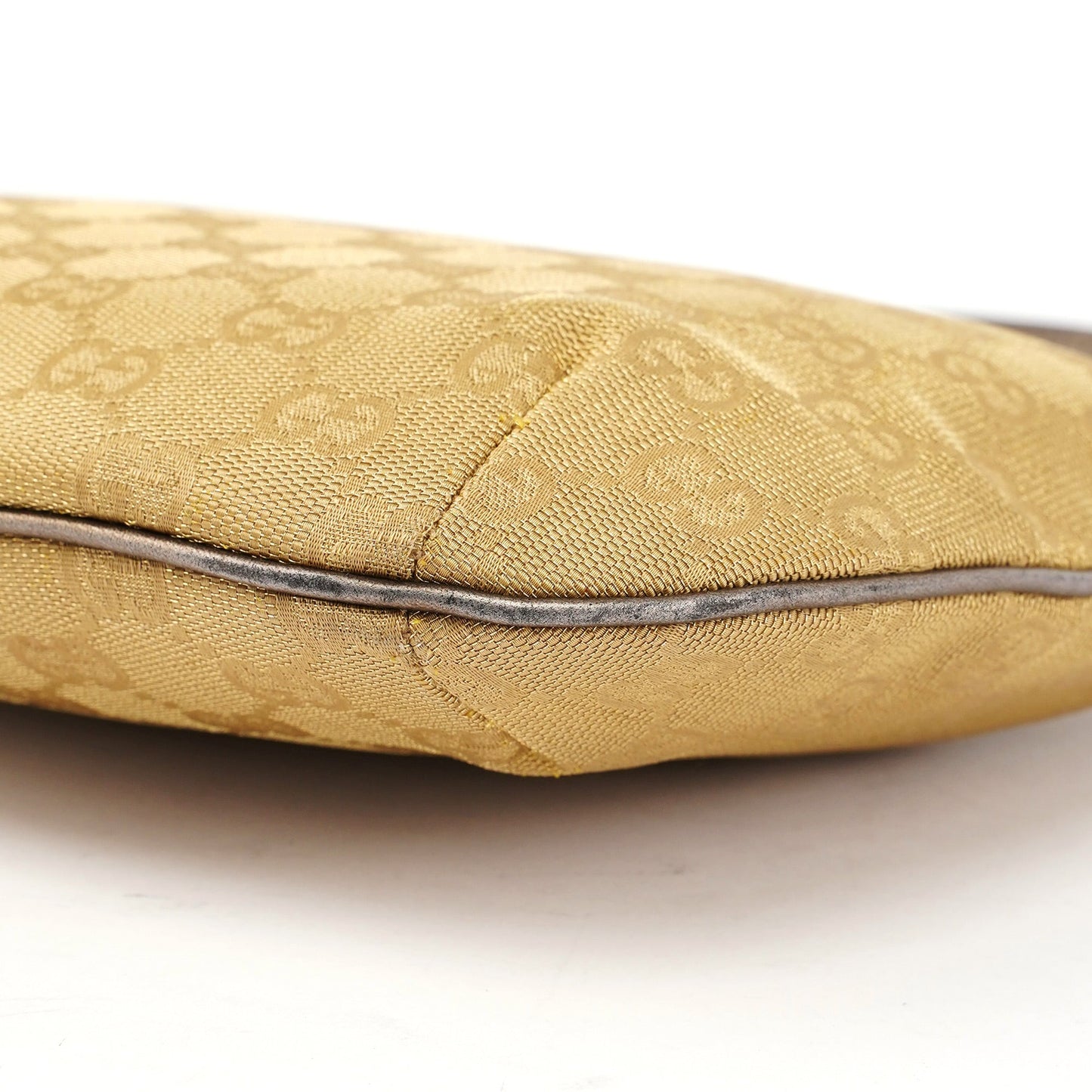 005 0813 Gold GG Shoulder Bag