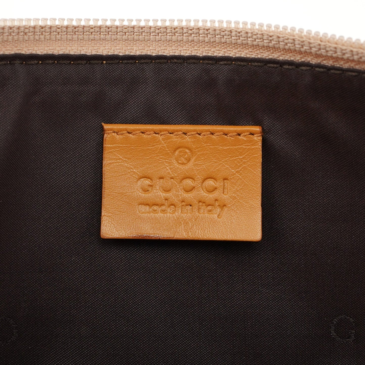 039 1103 Beige GG Boat Pochette