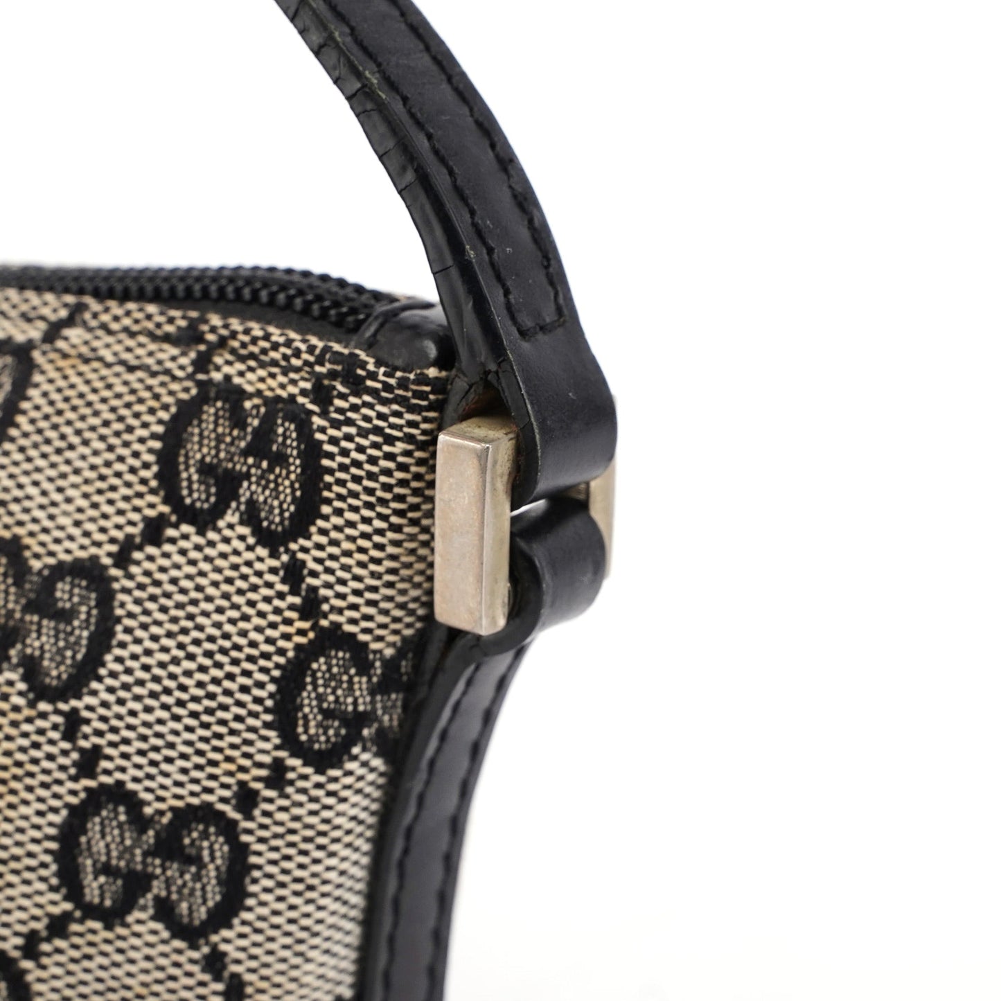 039 1103 Beige GG Boat Pochette