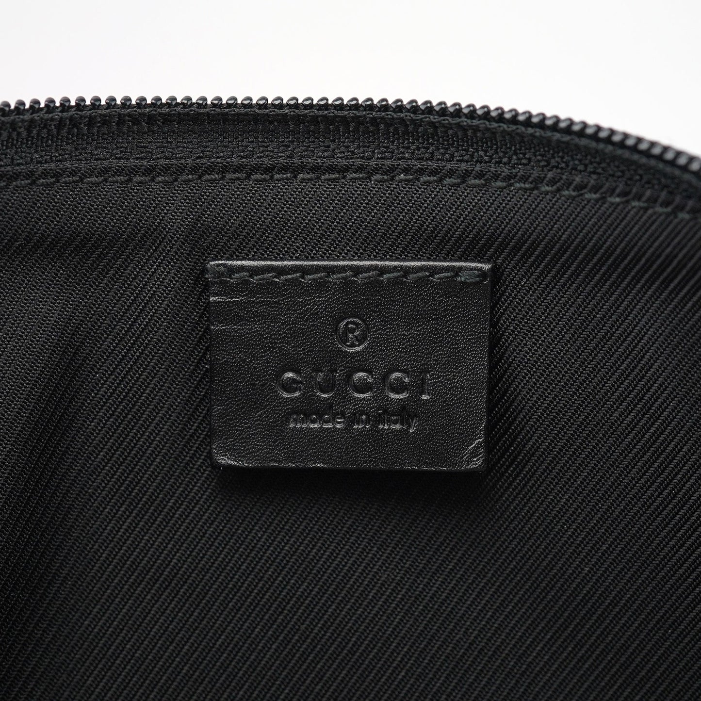 039 1103 Grey GG Boat Pochette