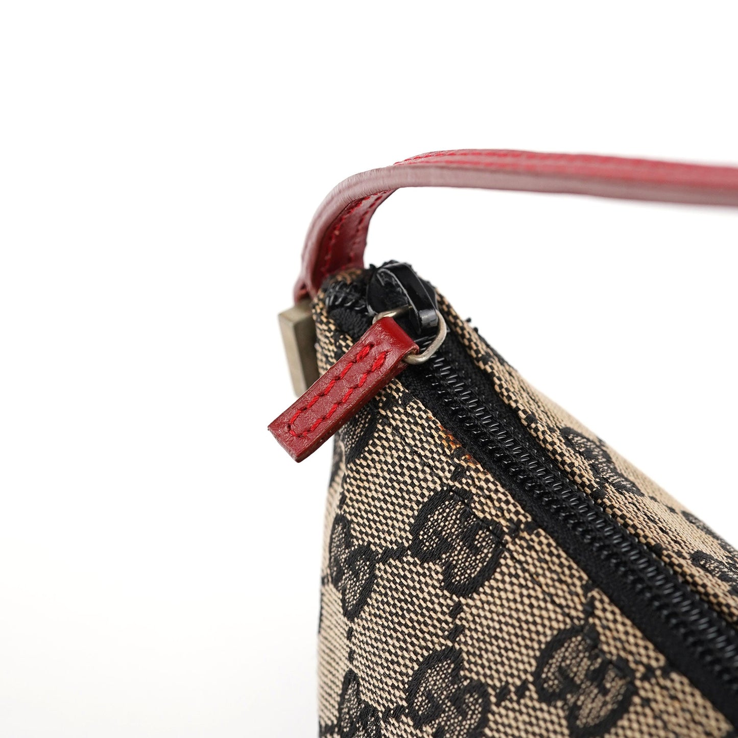 039 1103 Grey Red GG Boat Pochette