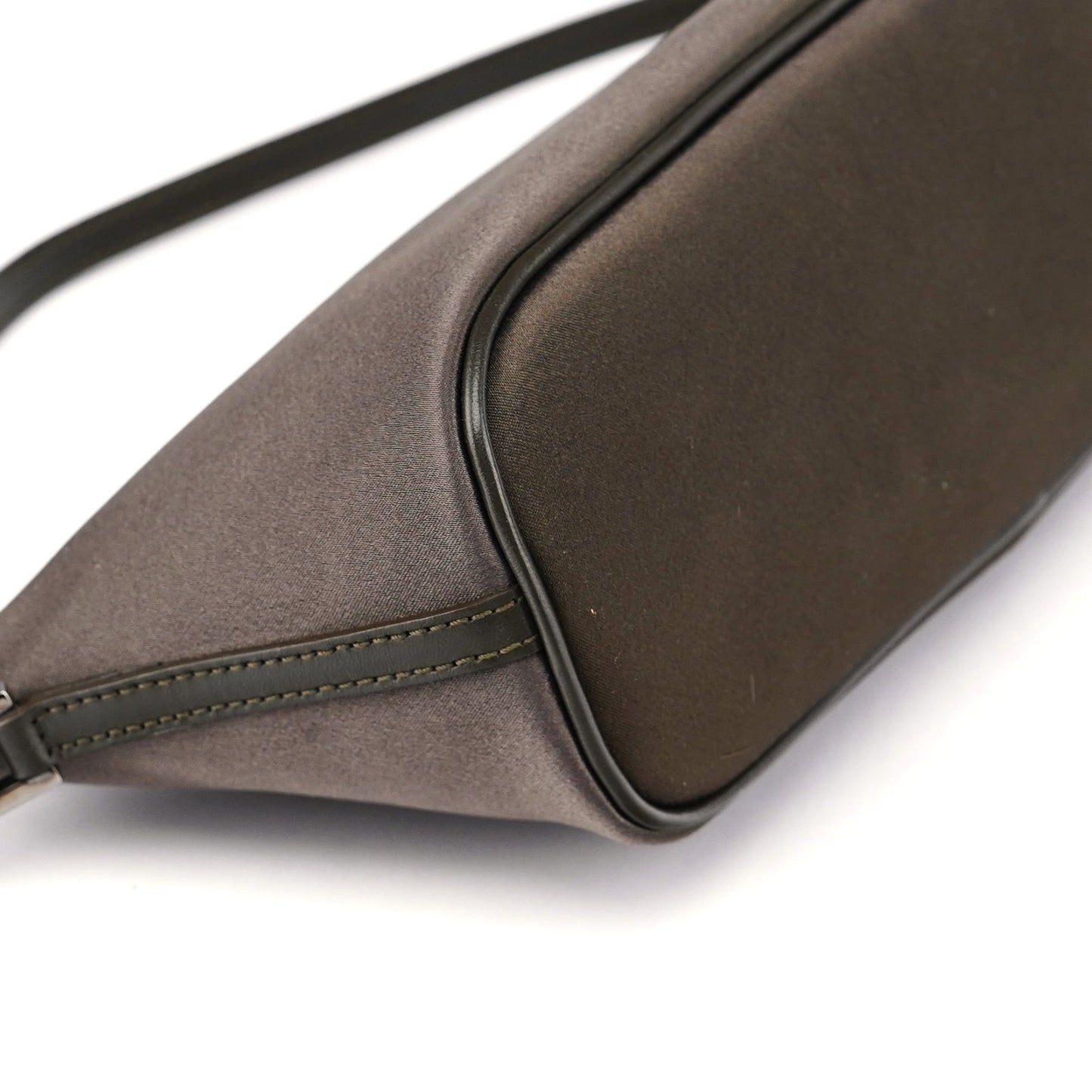 039 1103 Olive Satin Boat Pochette