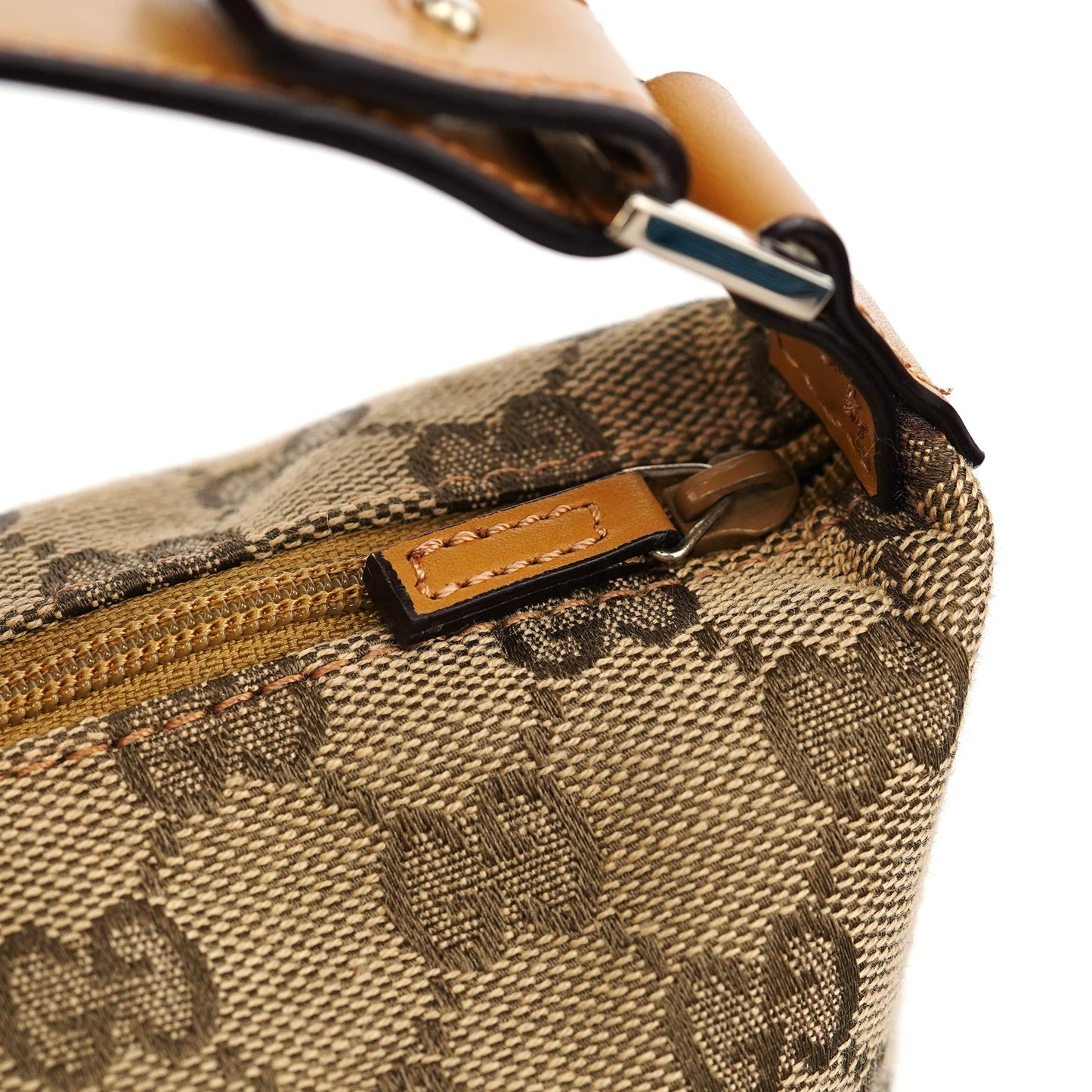 039 1147 Beige GG Handbag