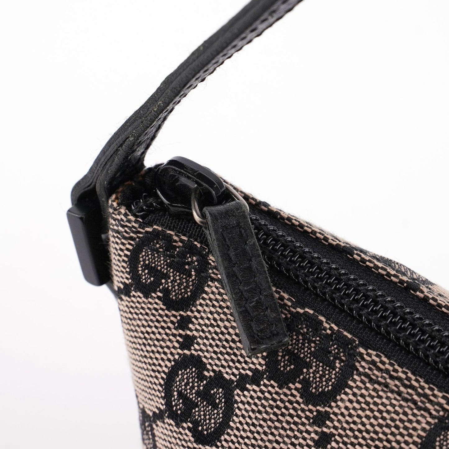 07198 Beige Black GG Boat Pochette