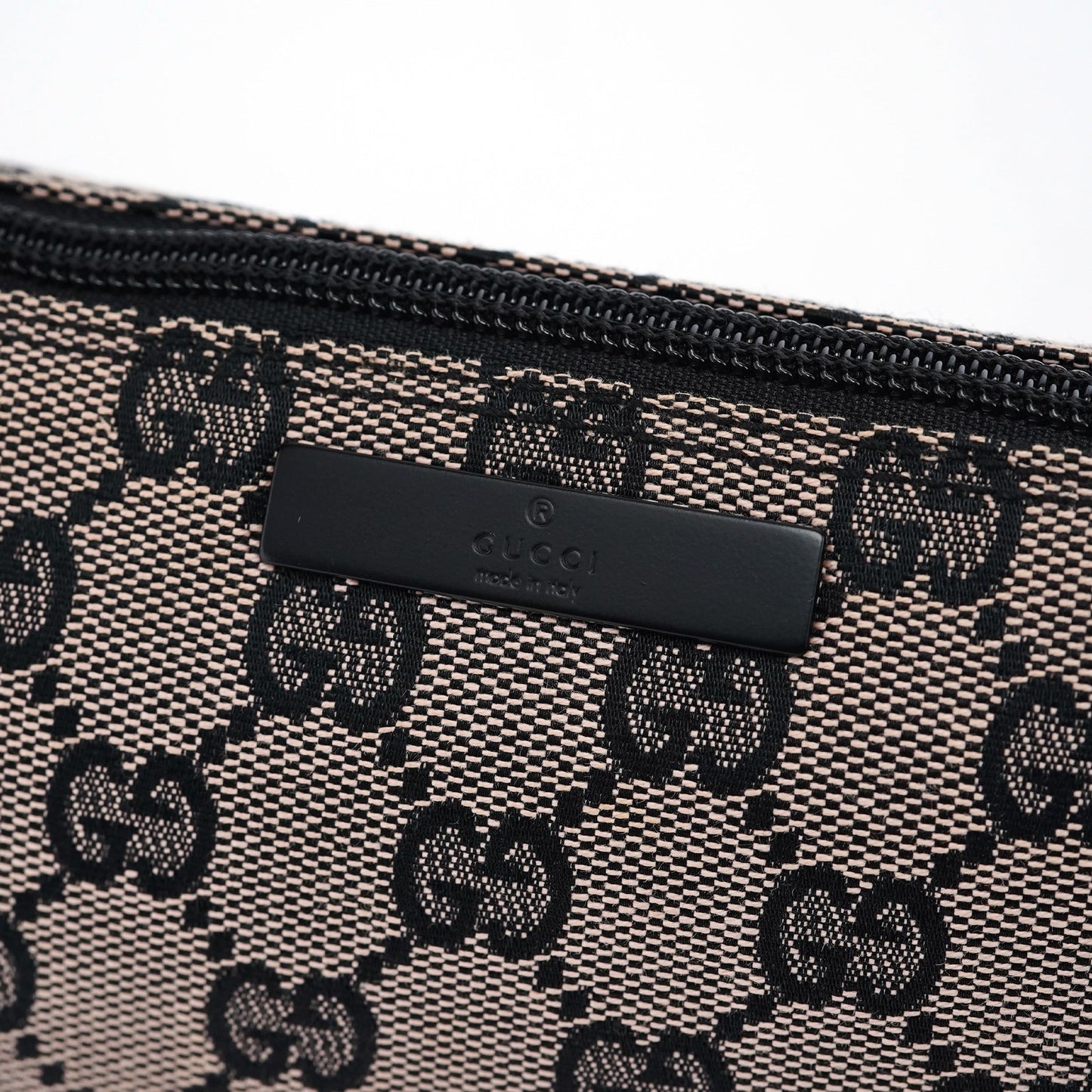 07198 Beige Black GG Boat Pochette