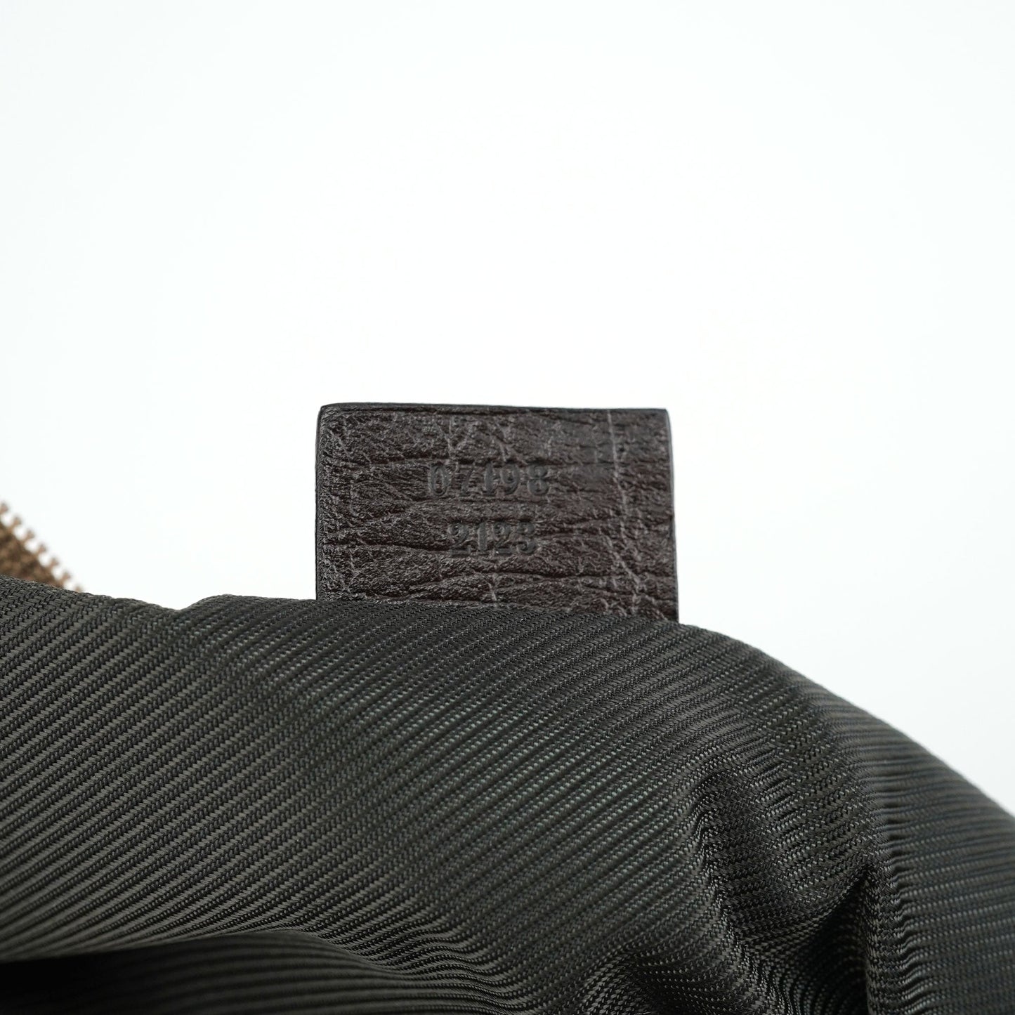 07198 Beige Brown GG Boat Pochette