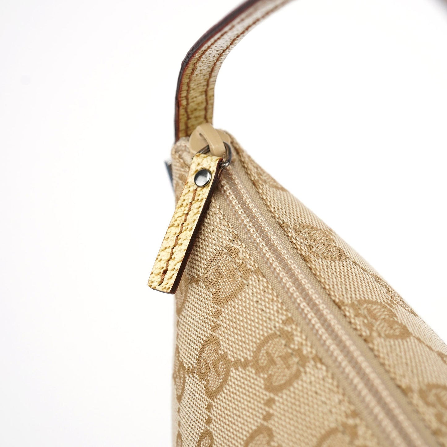 07198 Beige GG Boat Pochette