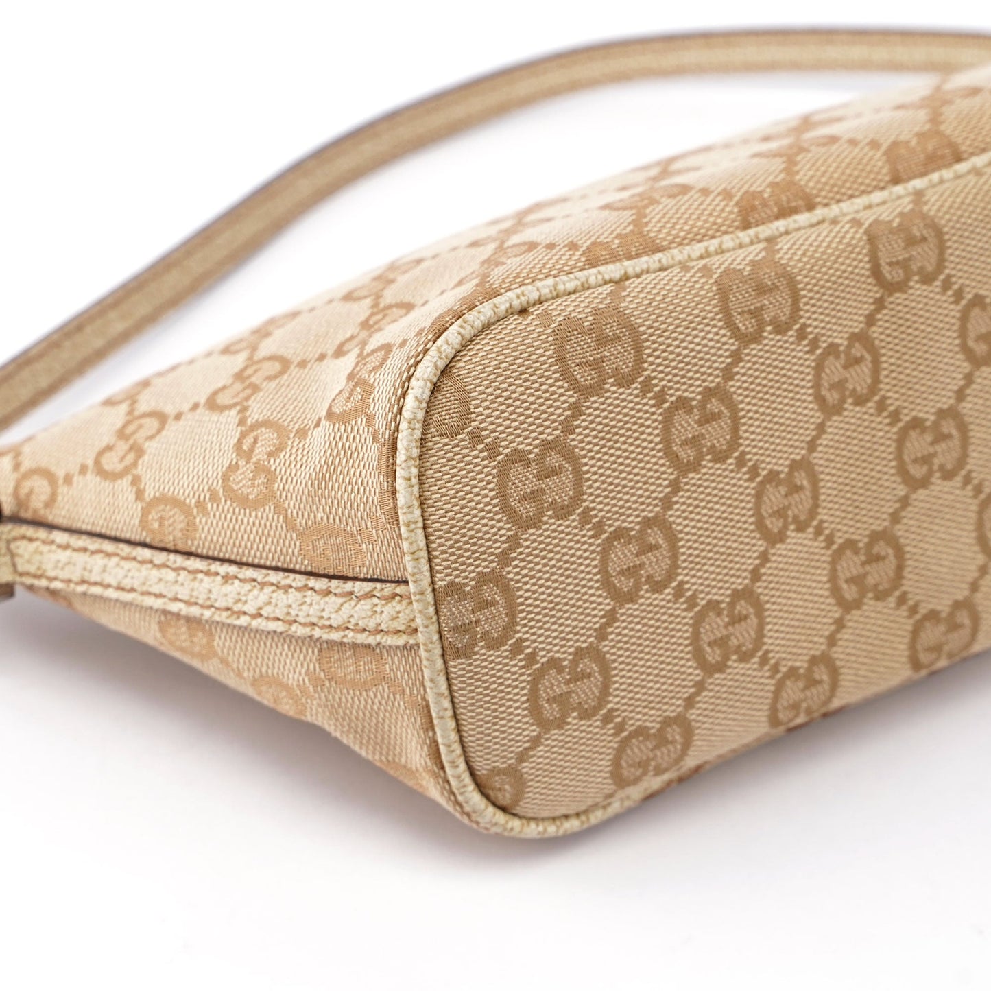 07198 Beige GG Boat Pochette