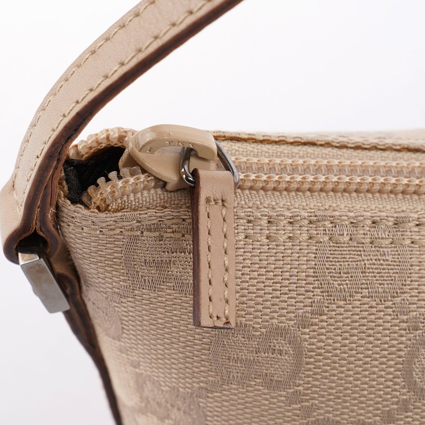 07198 Beige GG Boat Pochette