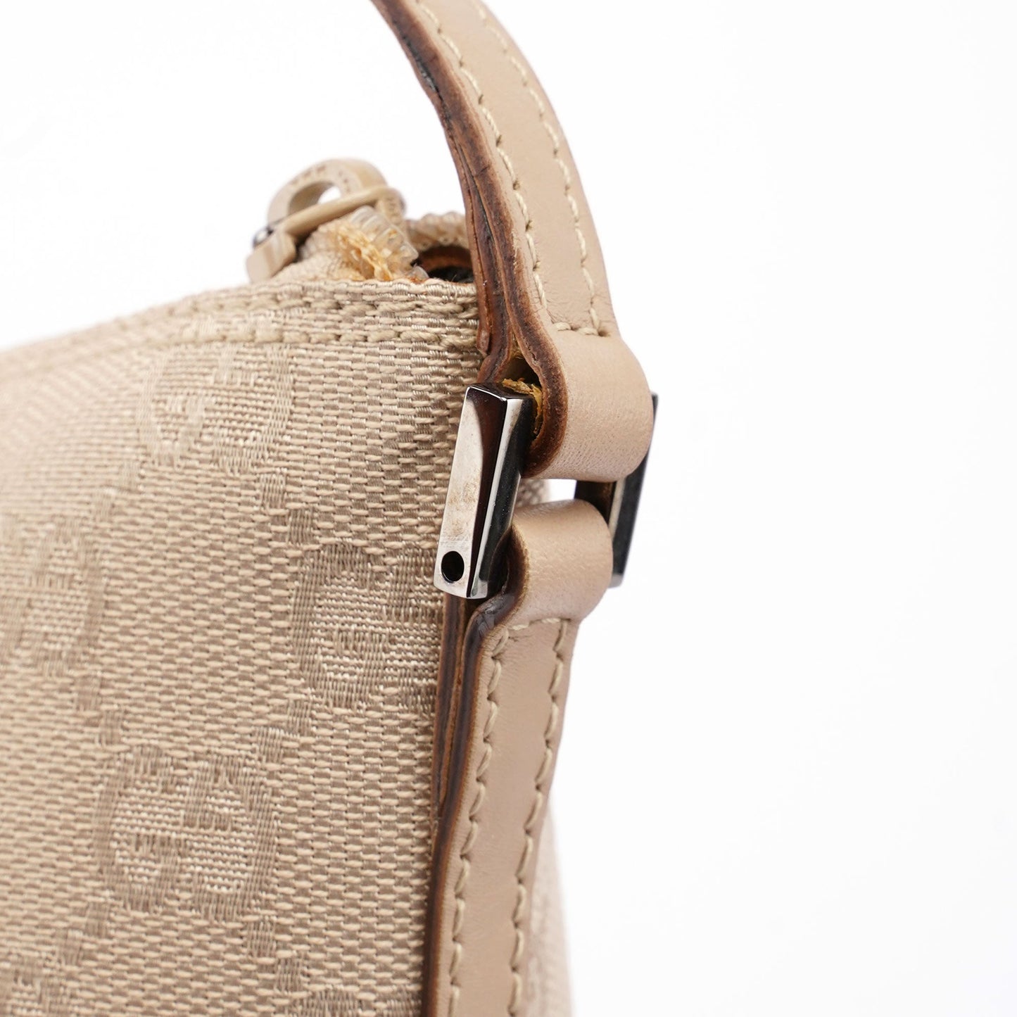 07198 Beige GG Boat Pochette