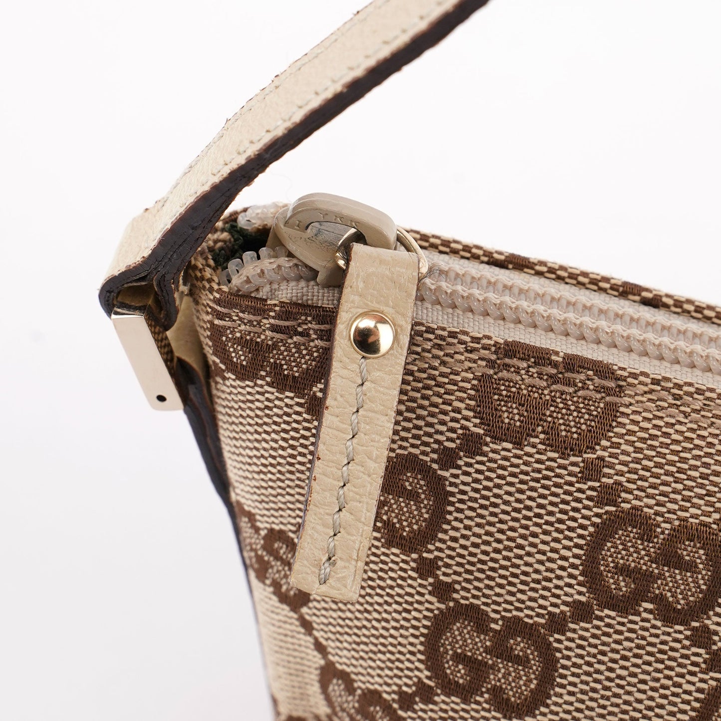 07198 Beige GG Boat Pochette