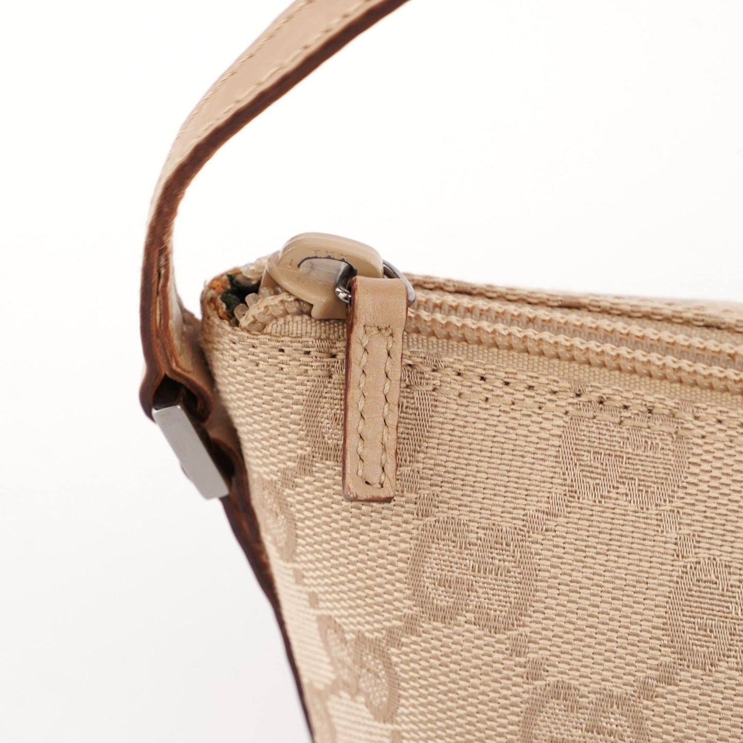 07198 Beige GG Boat Pochette