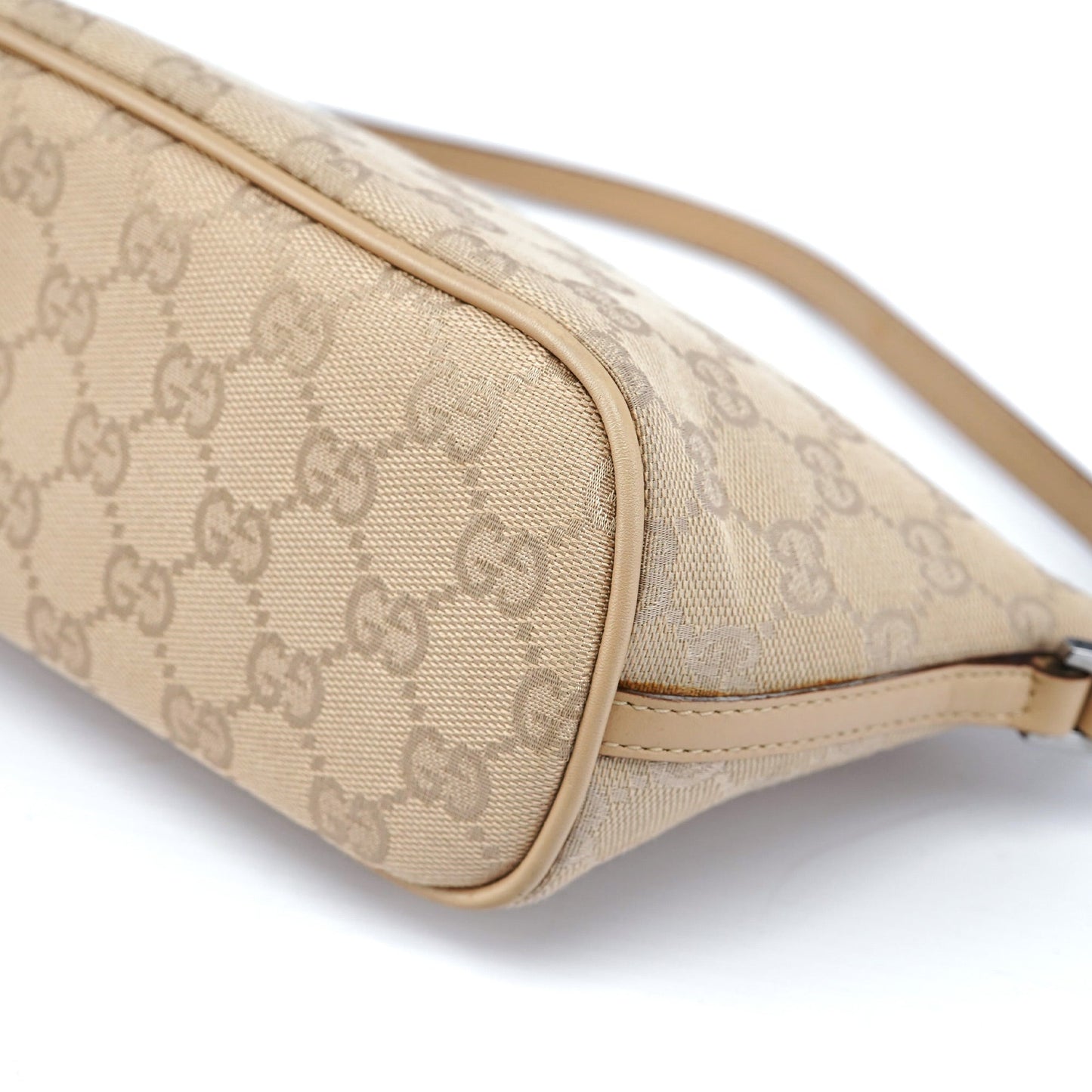07198 Beige GG Boat Pochette