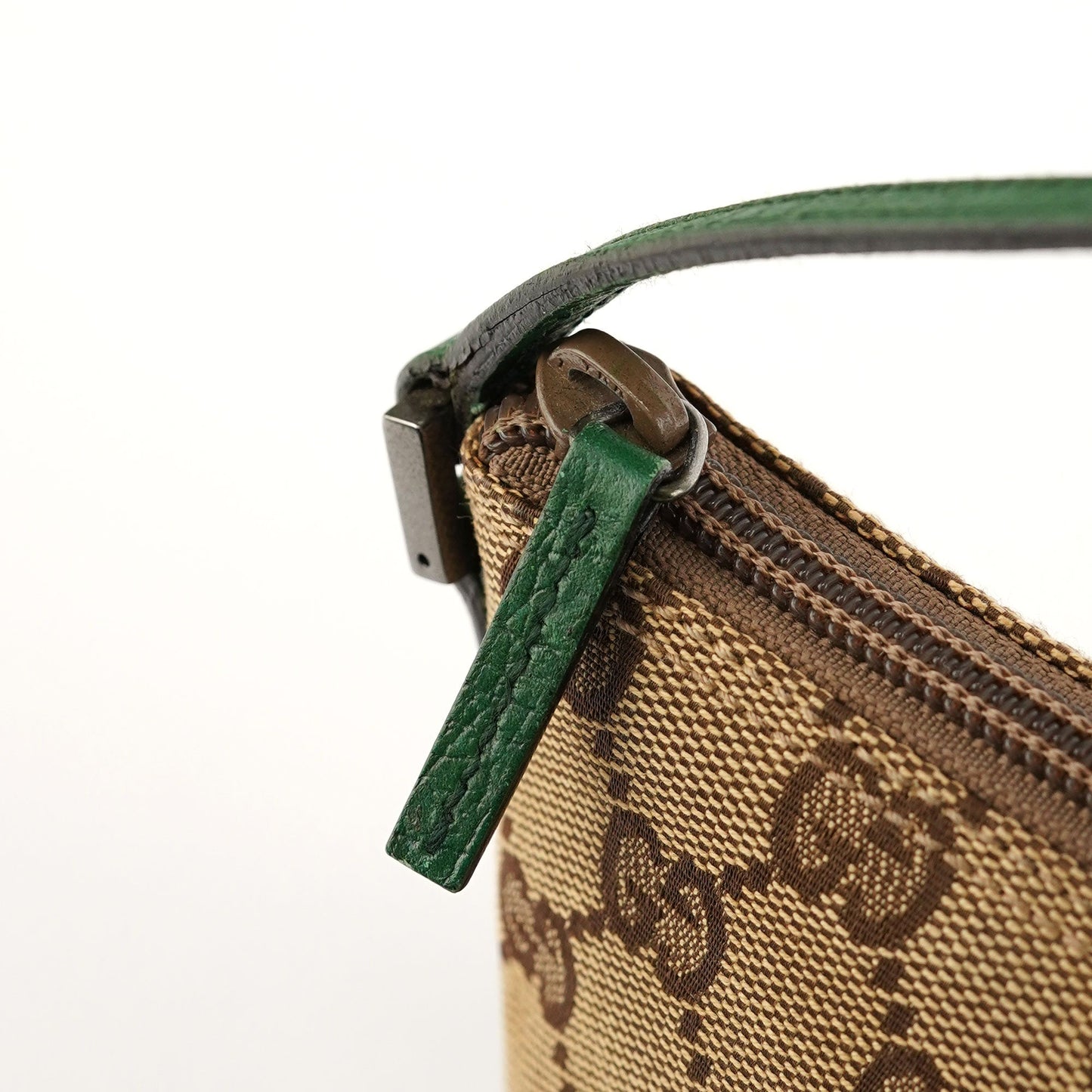 07198 Beige Green GG Boat Pochette