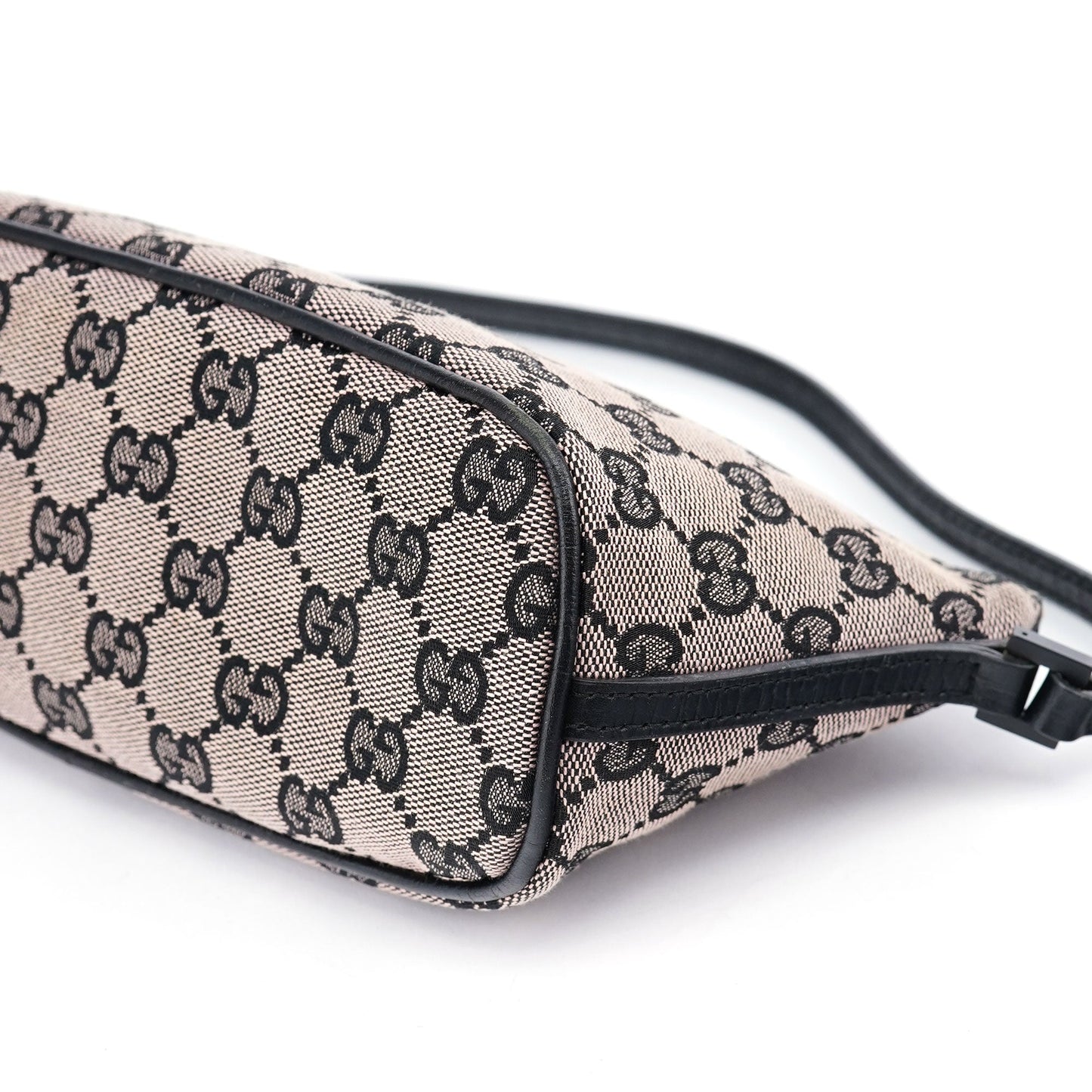 07198 Beige Matte Black GG Boat Pochette