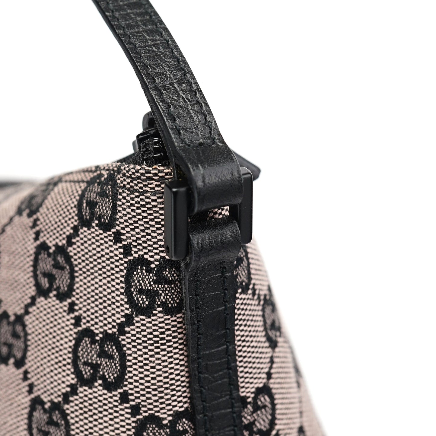 07198 Beige Matte Black GG Boat Pochette