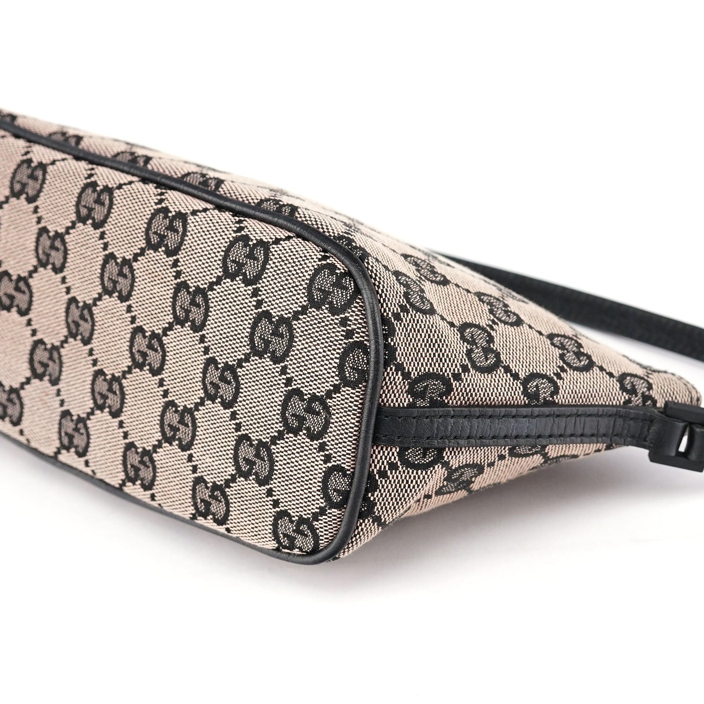 07198 Beige Matte Black GG Boat Pochette