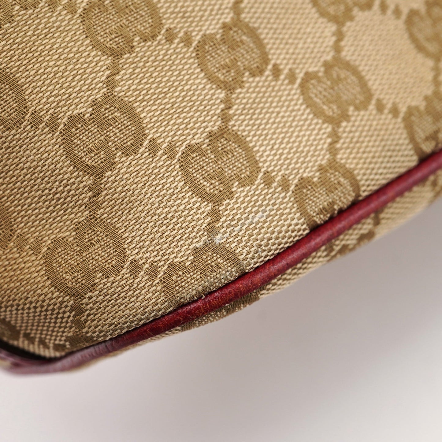 07198 Beige Red GG Boat Pochette