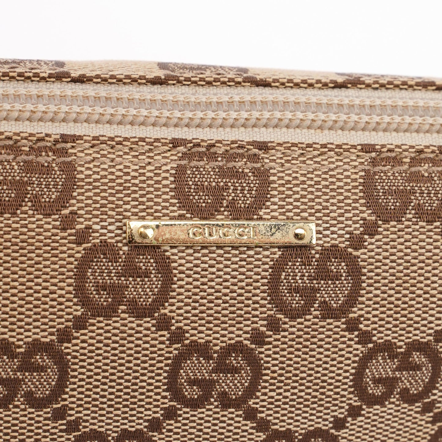 07198 Beige White GG Boat