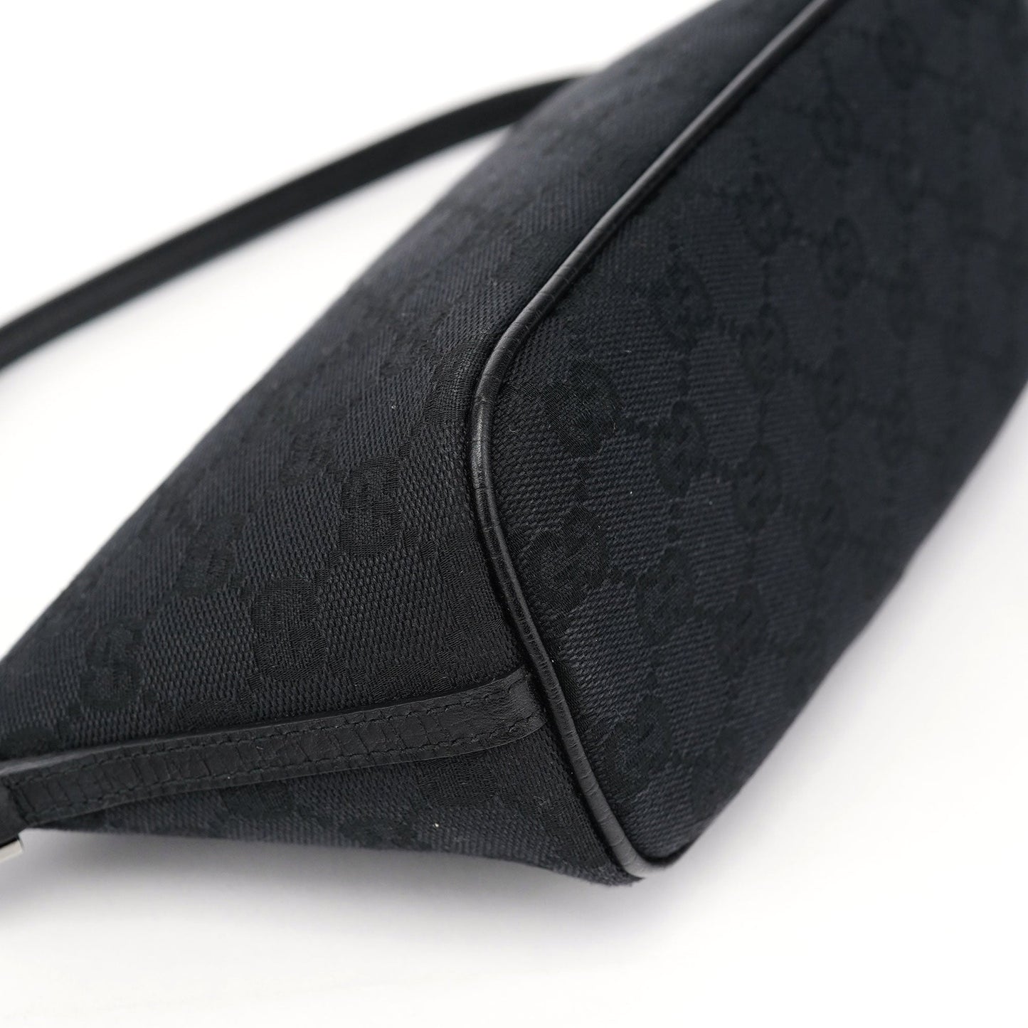 07198 Black GG Boat Pochette