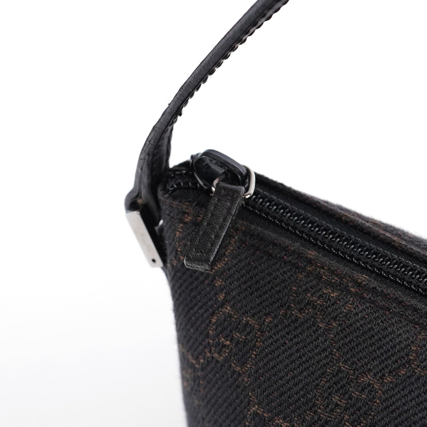 07198 Brown GG Boat Pochette