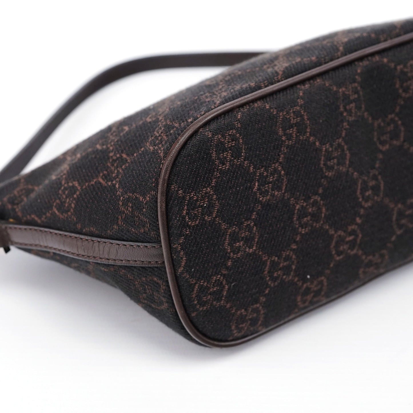 07198 Brown GG Boat Pochette