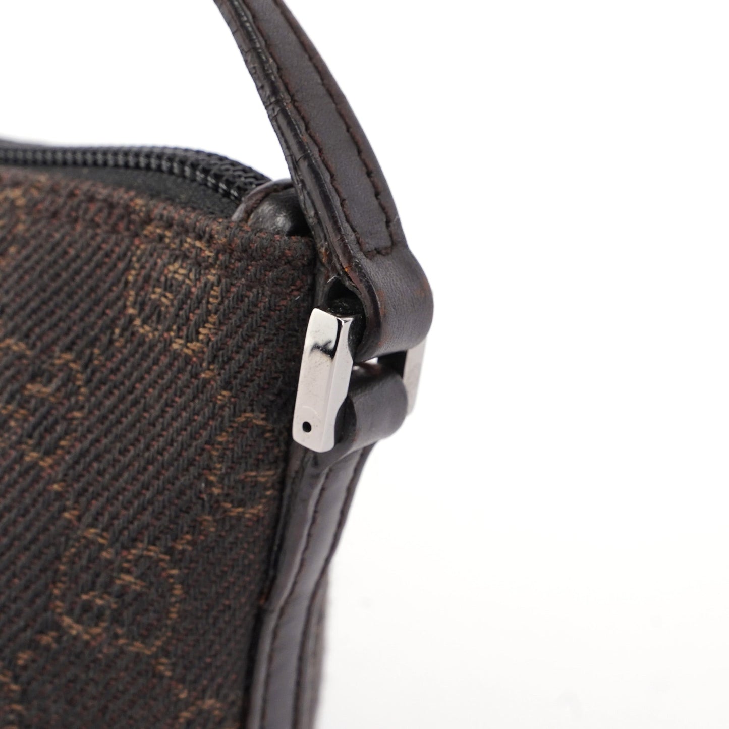 07198 Brown Wool GG Boat Pochette