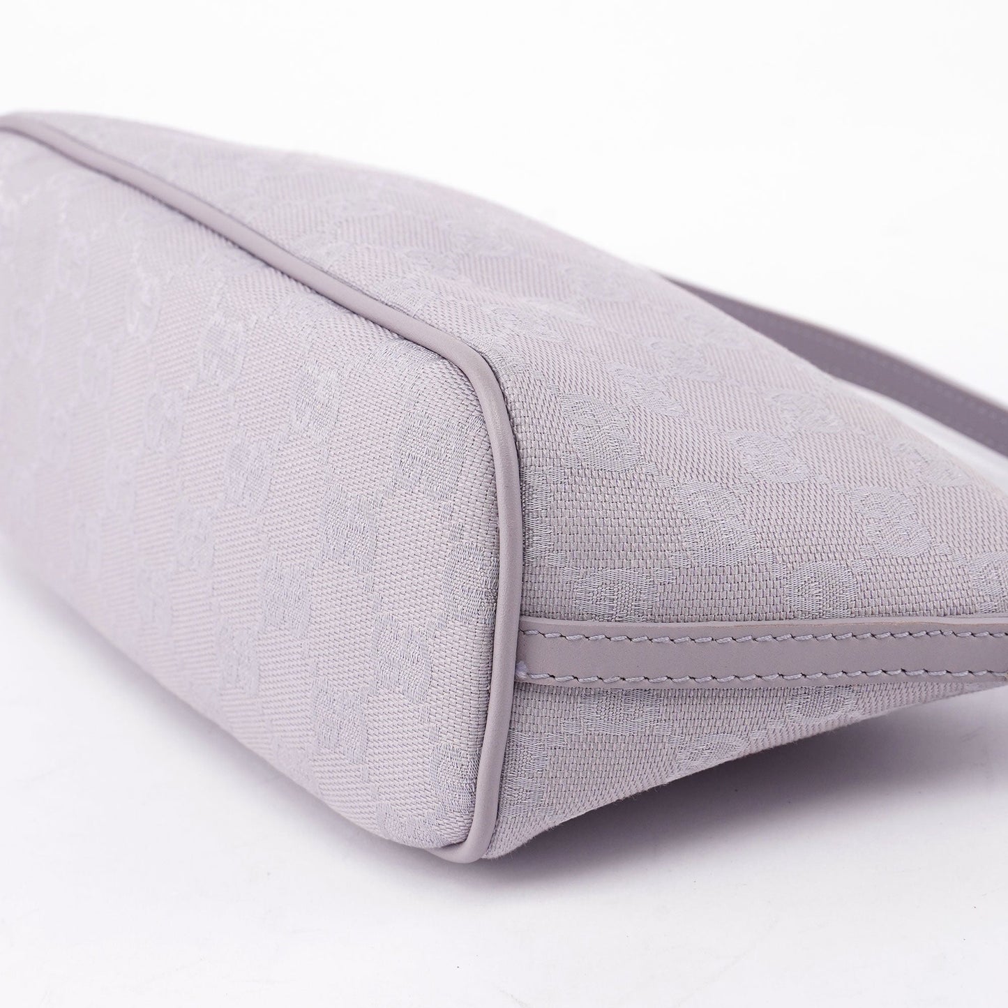 07198 Lavender GG Boat Pochette