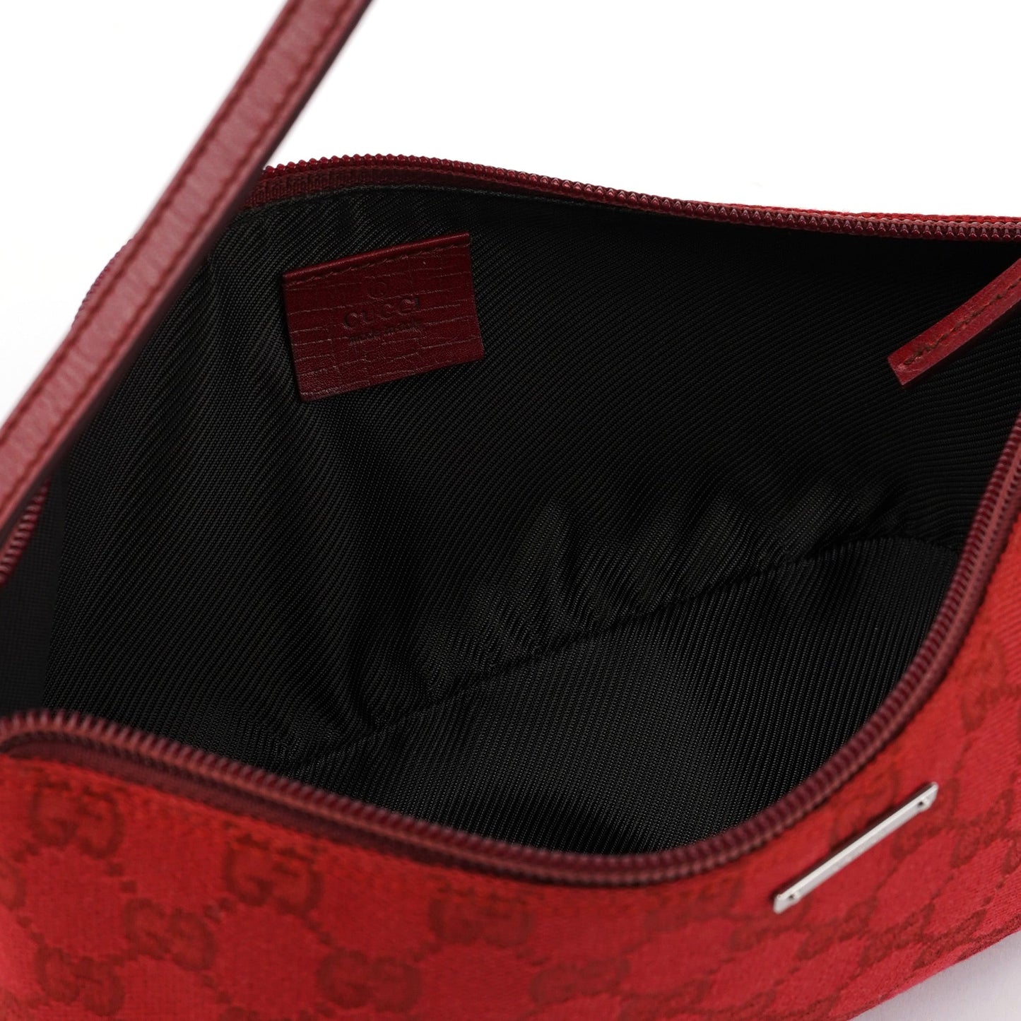 07198 Red GG Boat Pochette