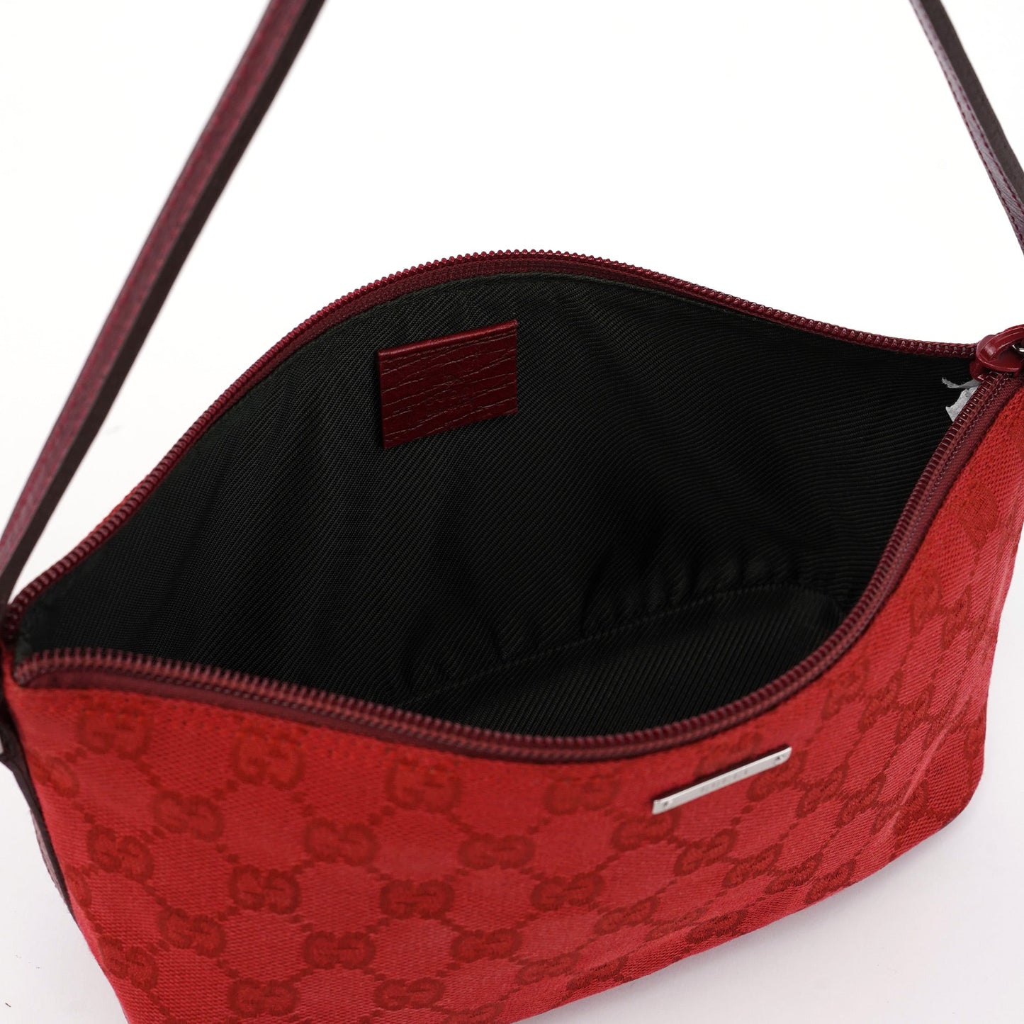 07198 Red GG Boat Pochette