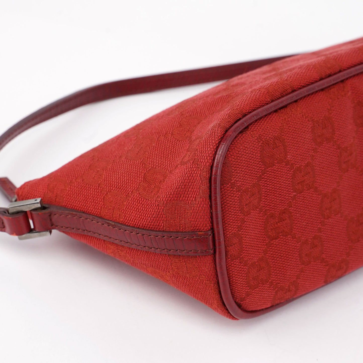 07198 Red GG Boat Pochette
