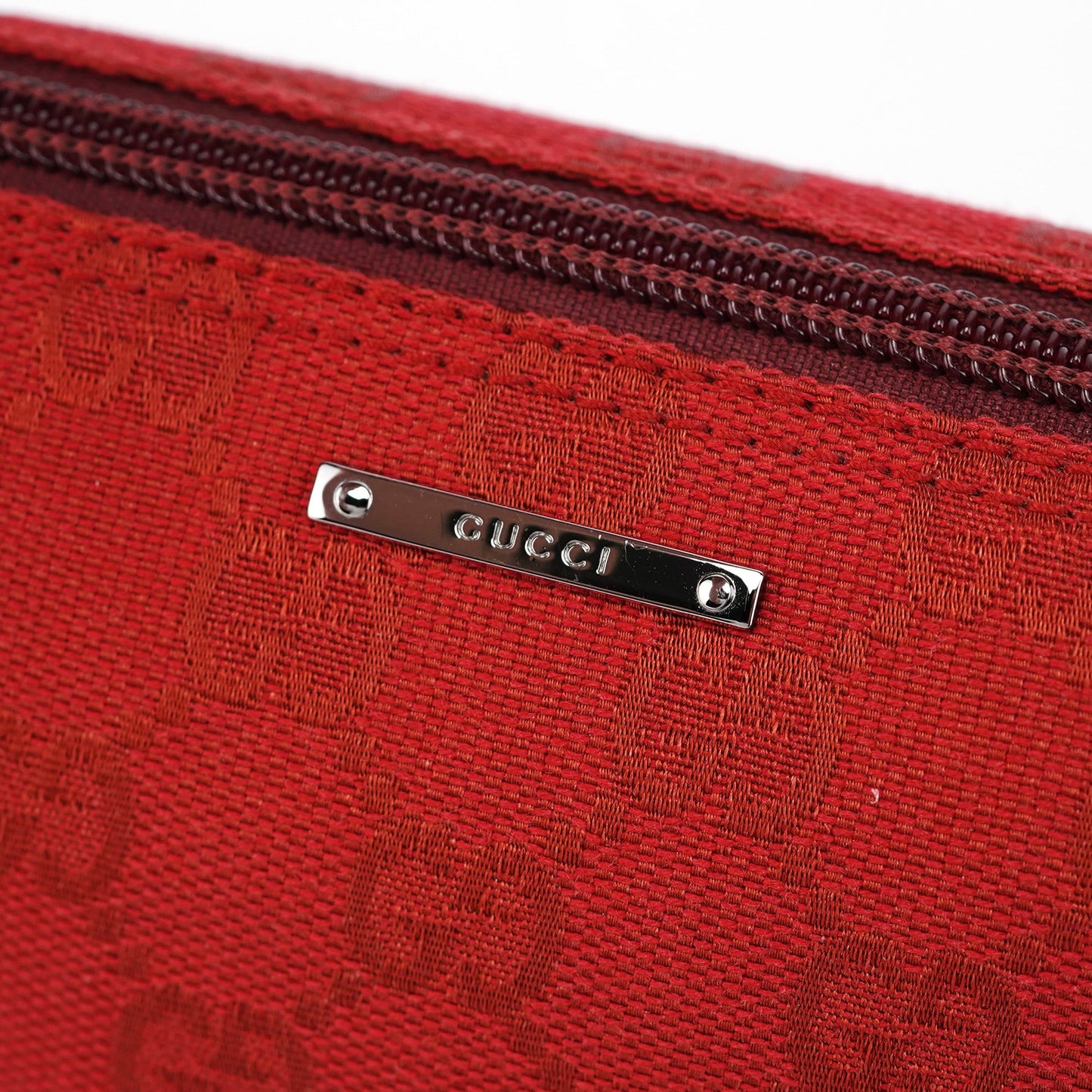 07198 Red GG Boat Pochette