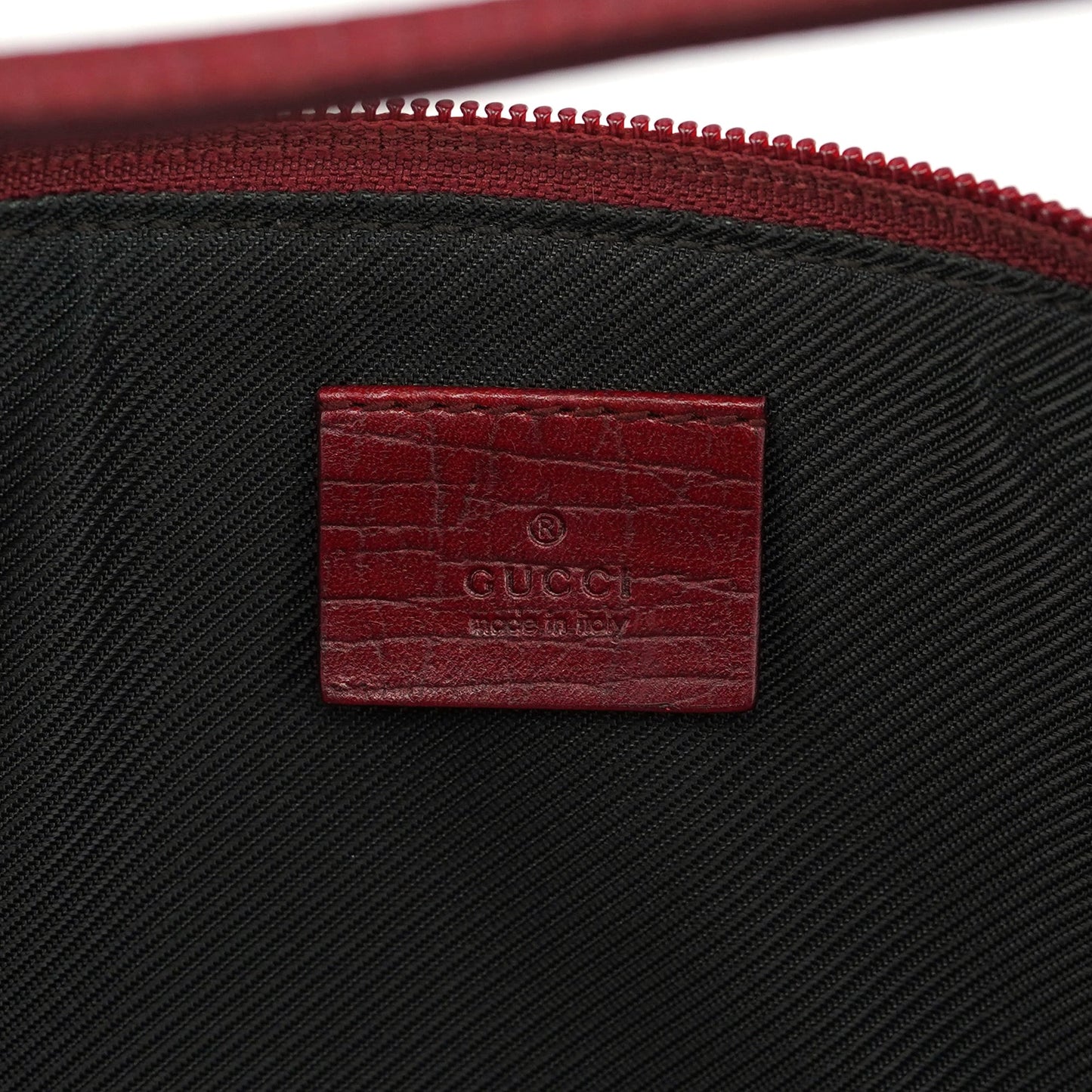 07198 Red GG Boat Pochette