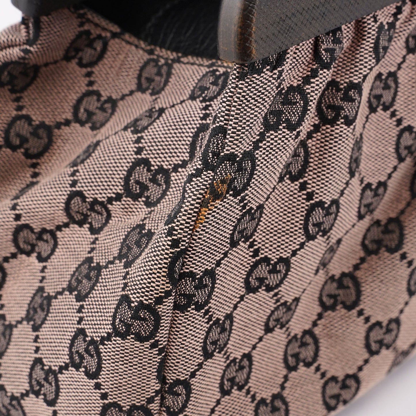 112683 Beige GG Wood Handle Bag