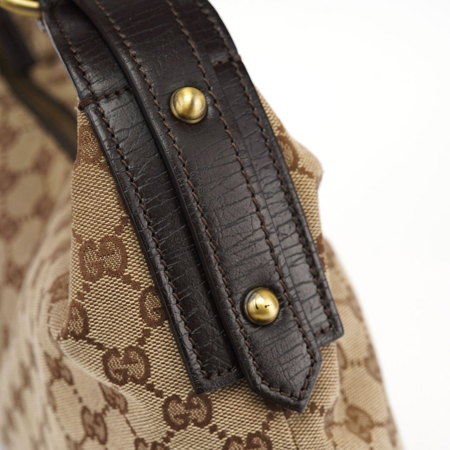 115867 Beige GG Horsebit Shoulder Bag