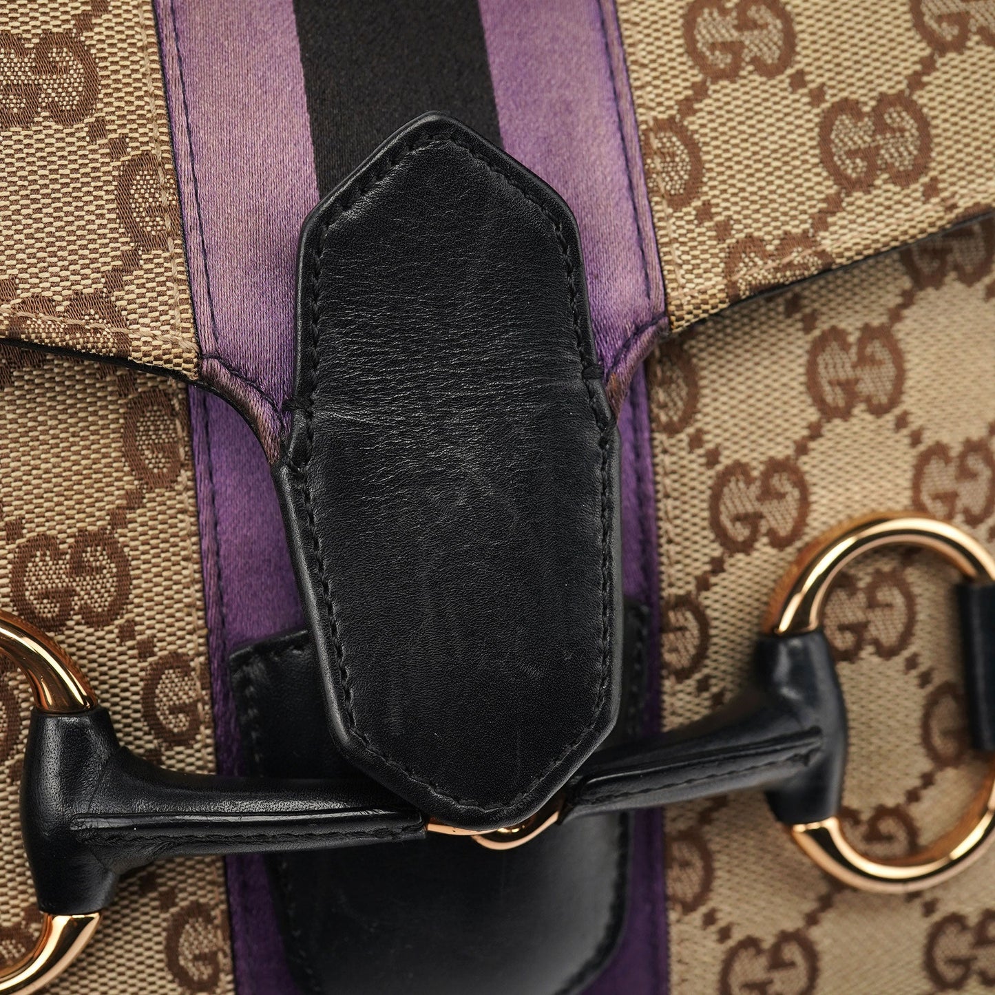 129699 Beige GG Horsebit Shoulder Bag