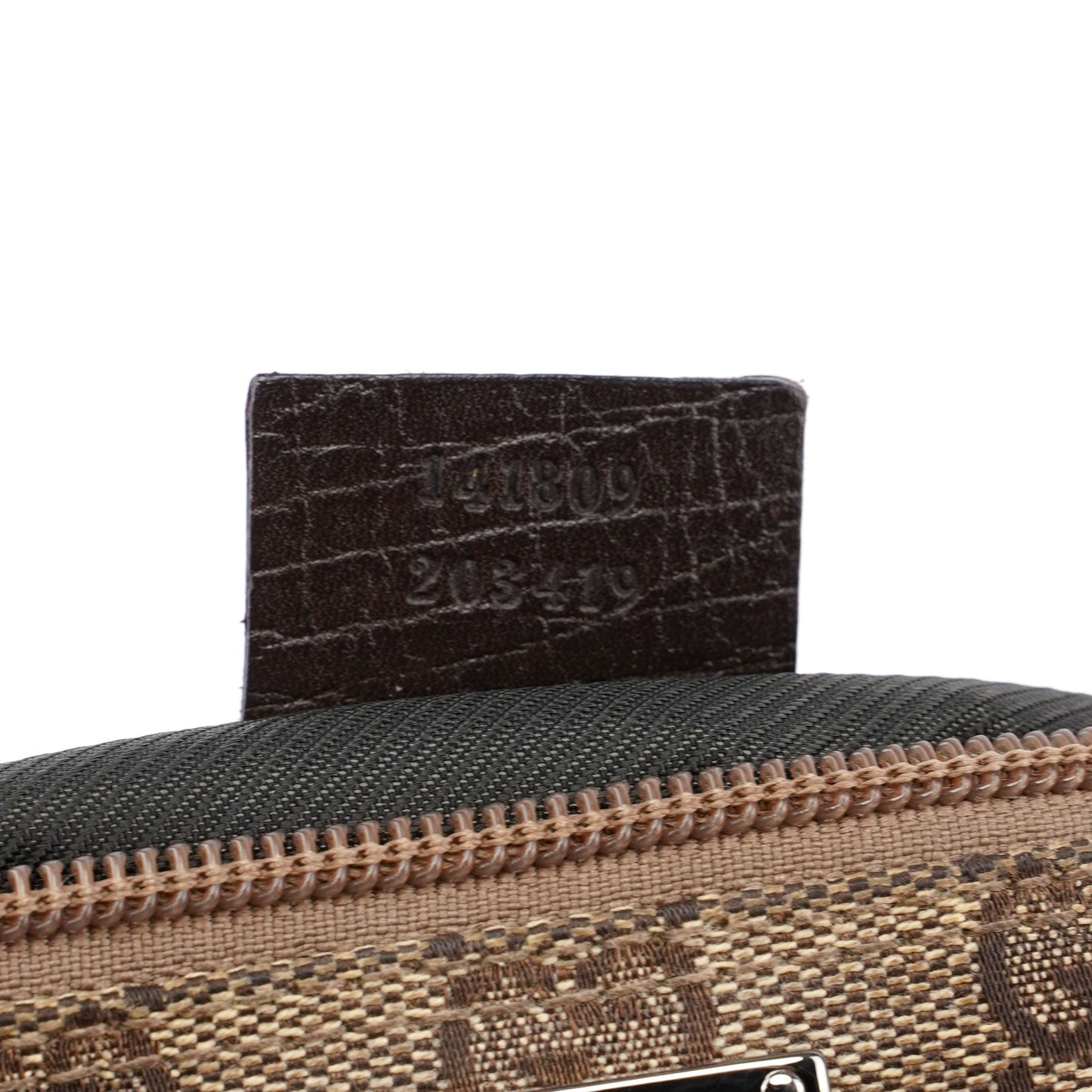 141809 Beige GG Boat Pochette