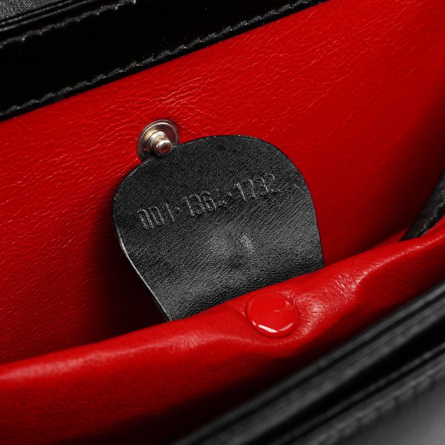 1997 Black Calfskin Silver G Handbag