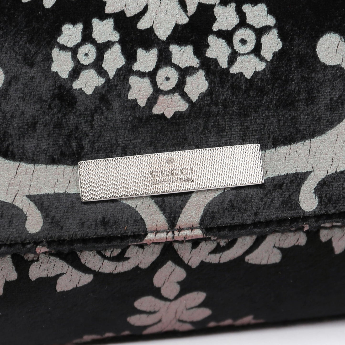 1997 Velvet Baroque Chain Shoulder