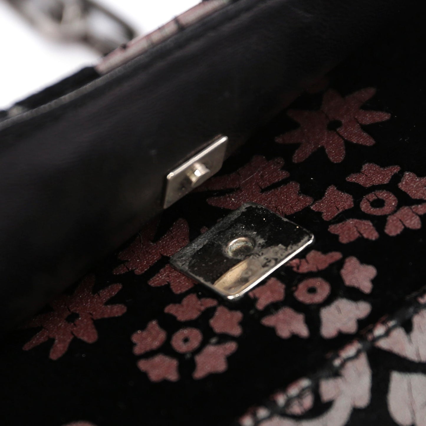 1997 Velvet Baroque Chain Shoulder