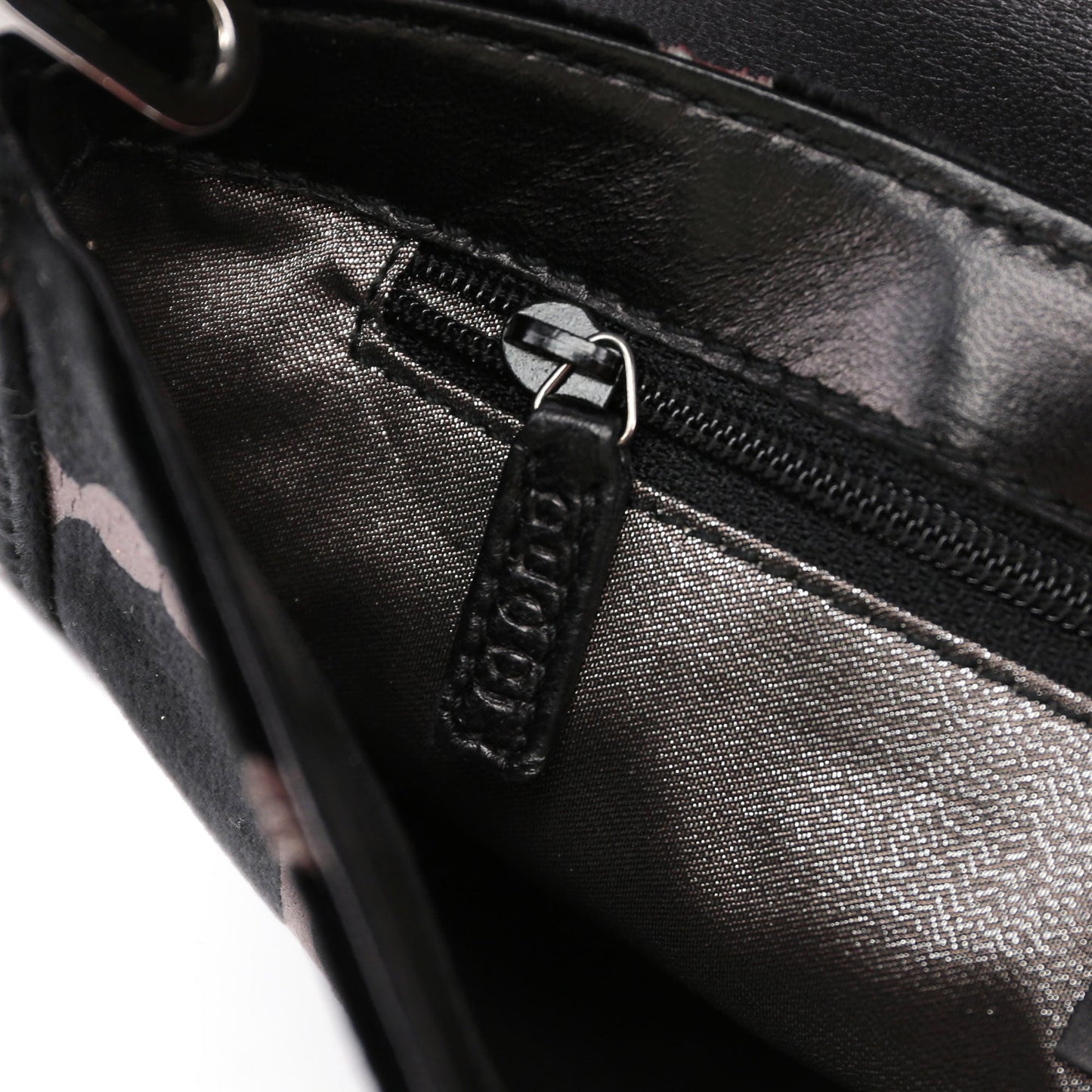 1997 Velvet Baroque Chain Shoulder