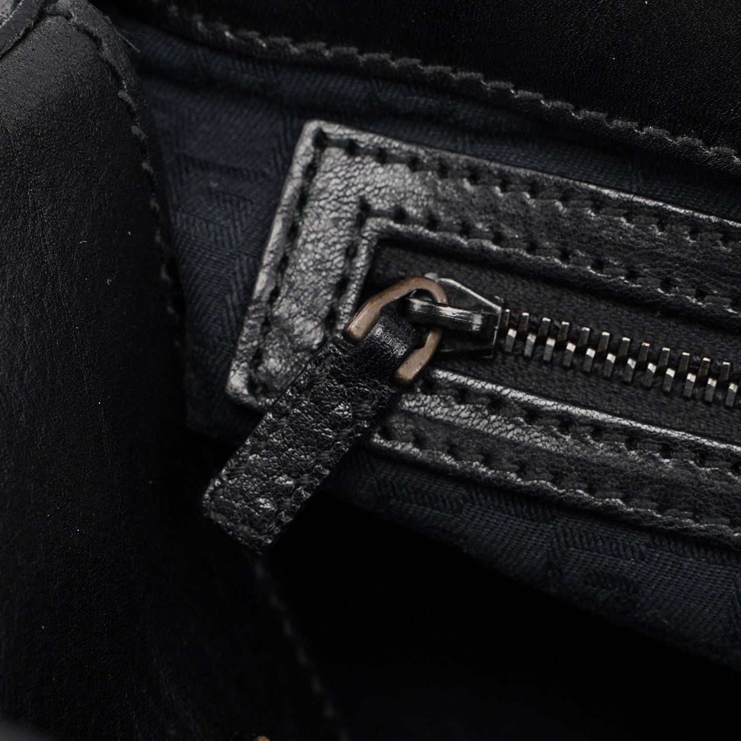 2002 Black Leather Runway Wood Handle Bag