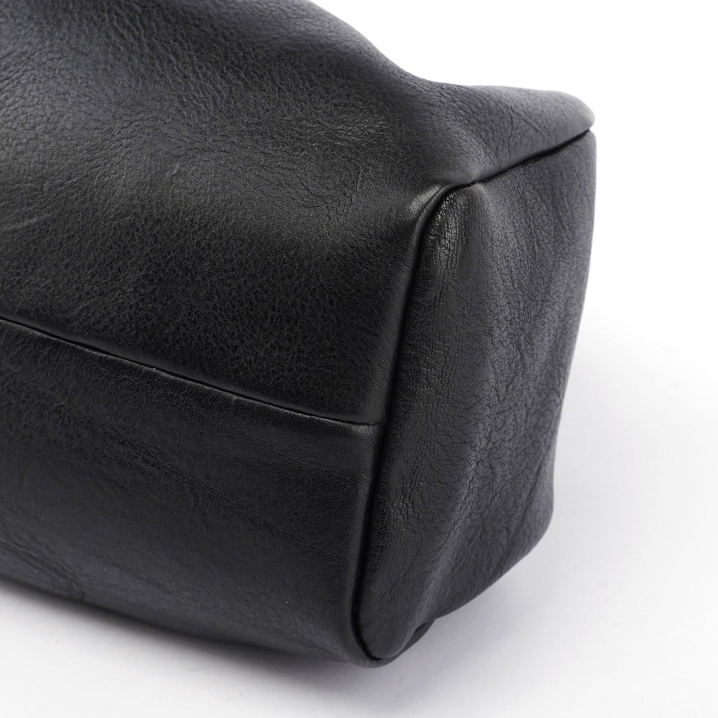 2002 Black Leather Runway Wood Handle Bag