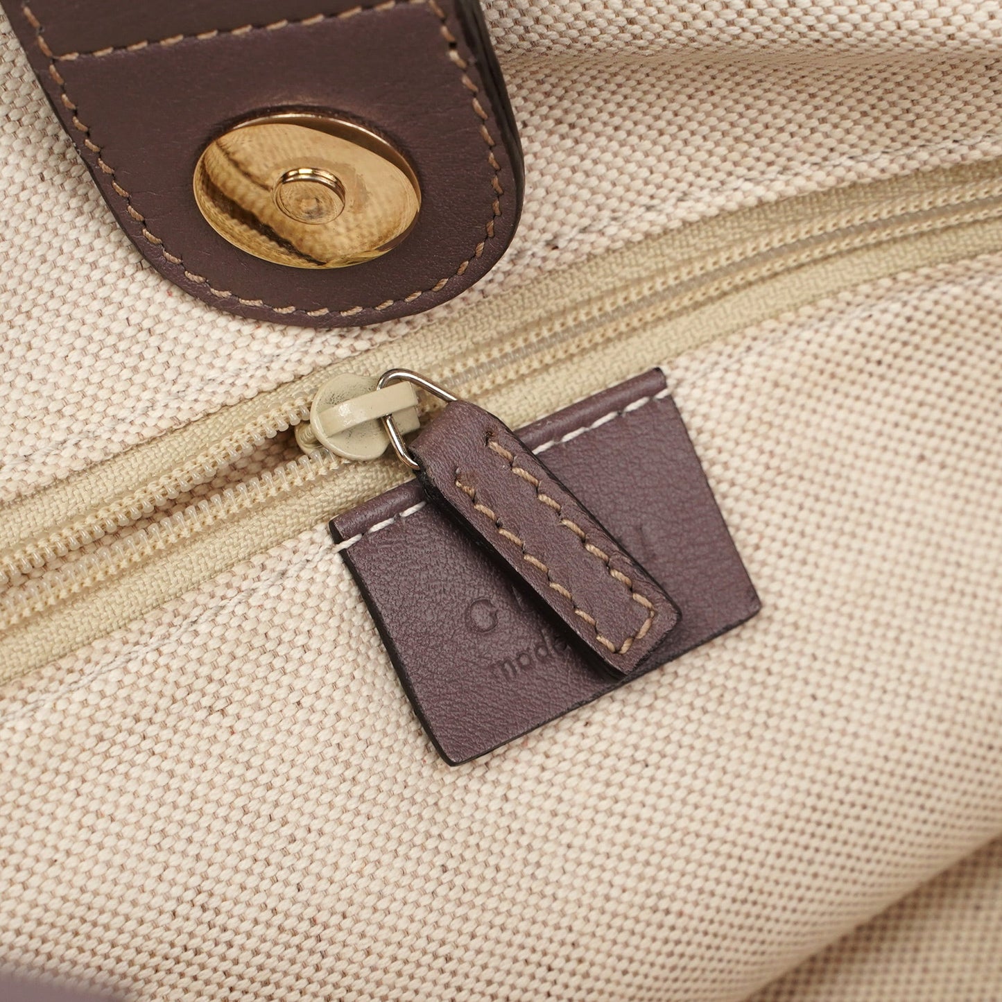 211944 Purple Calfskin GG Shoulder Bag