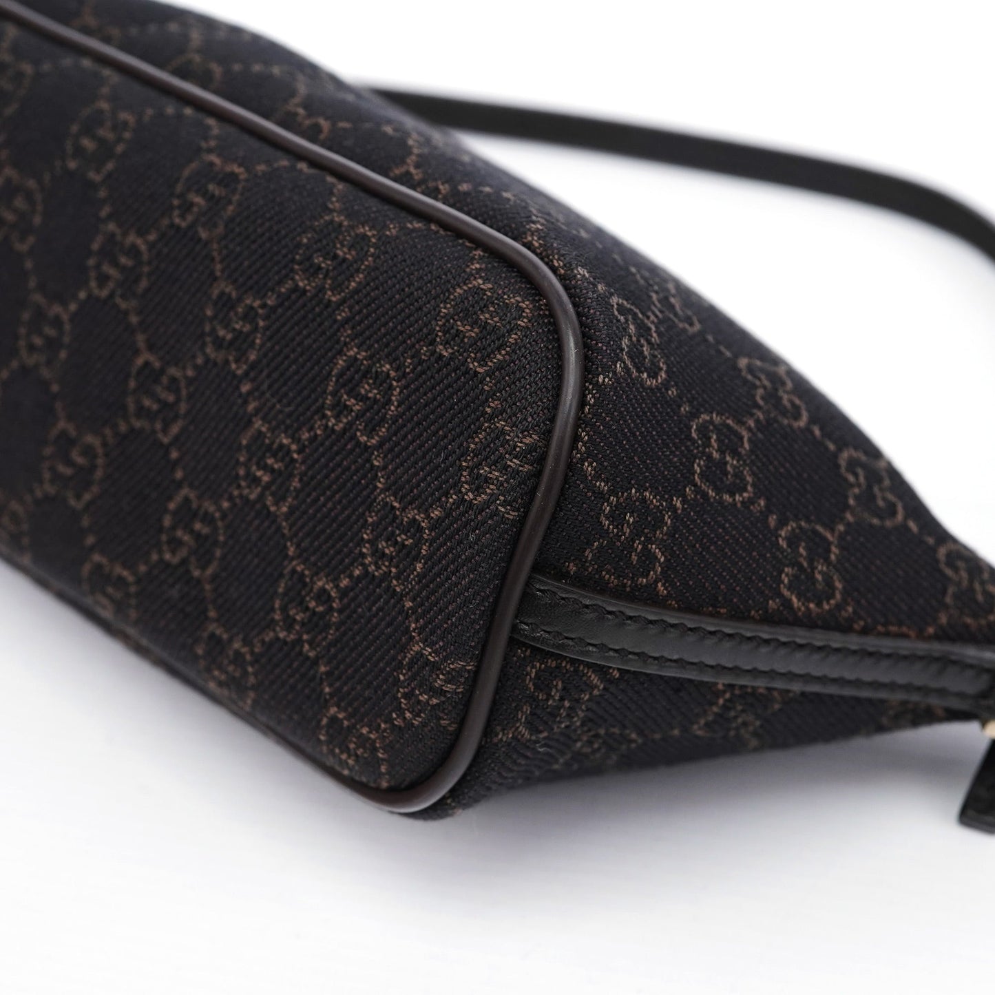 257300 Brown GG Boat Pochette