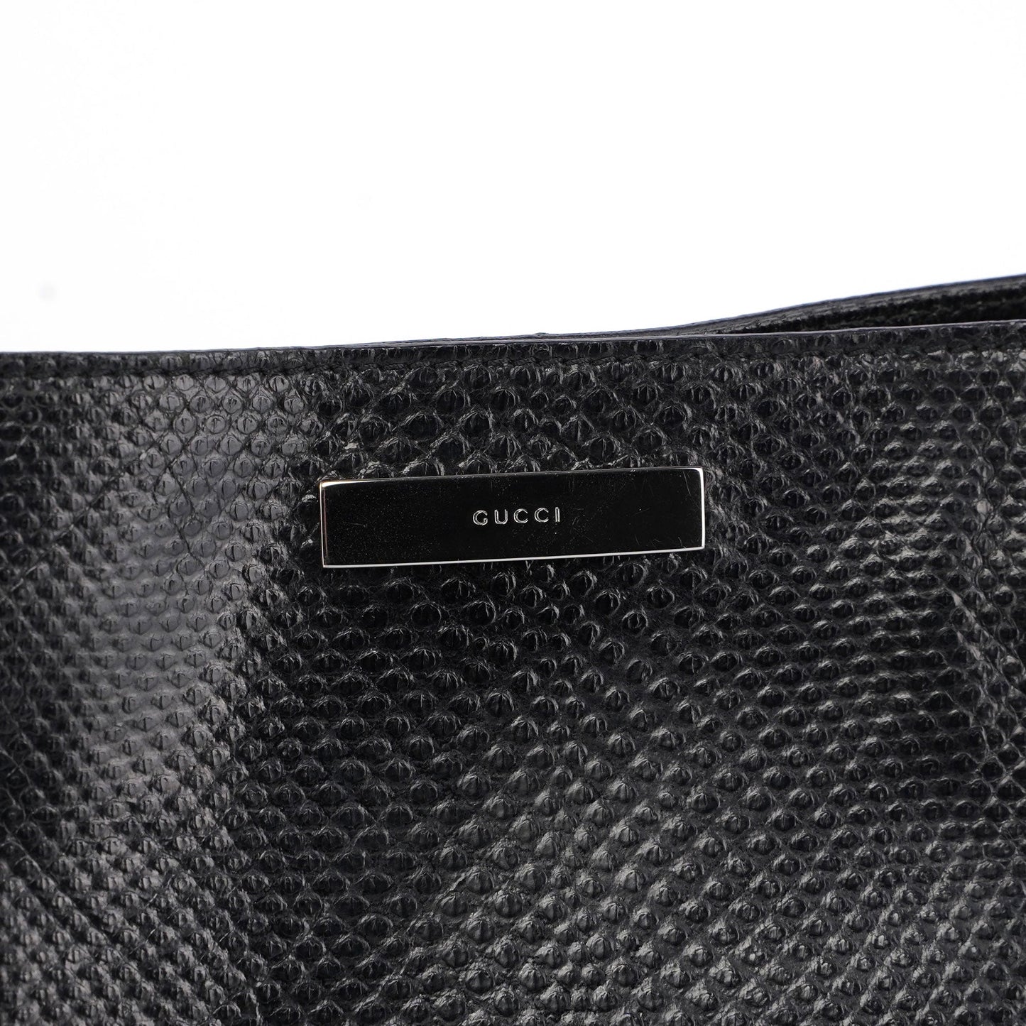 5312. Gucci Black Lizard Embossed Shoulder Bag